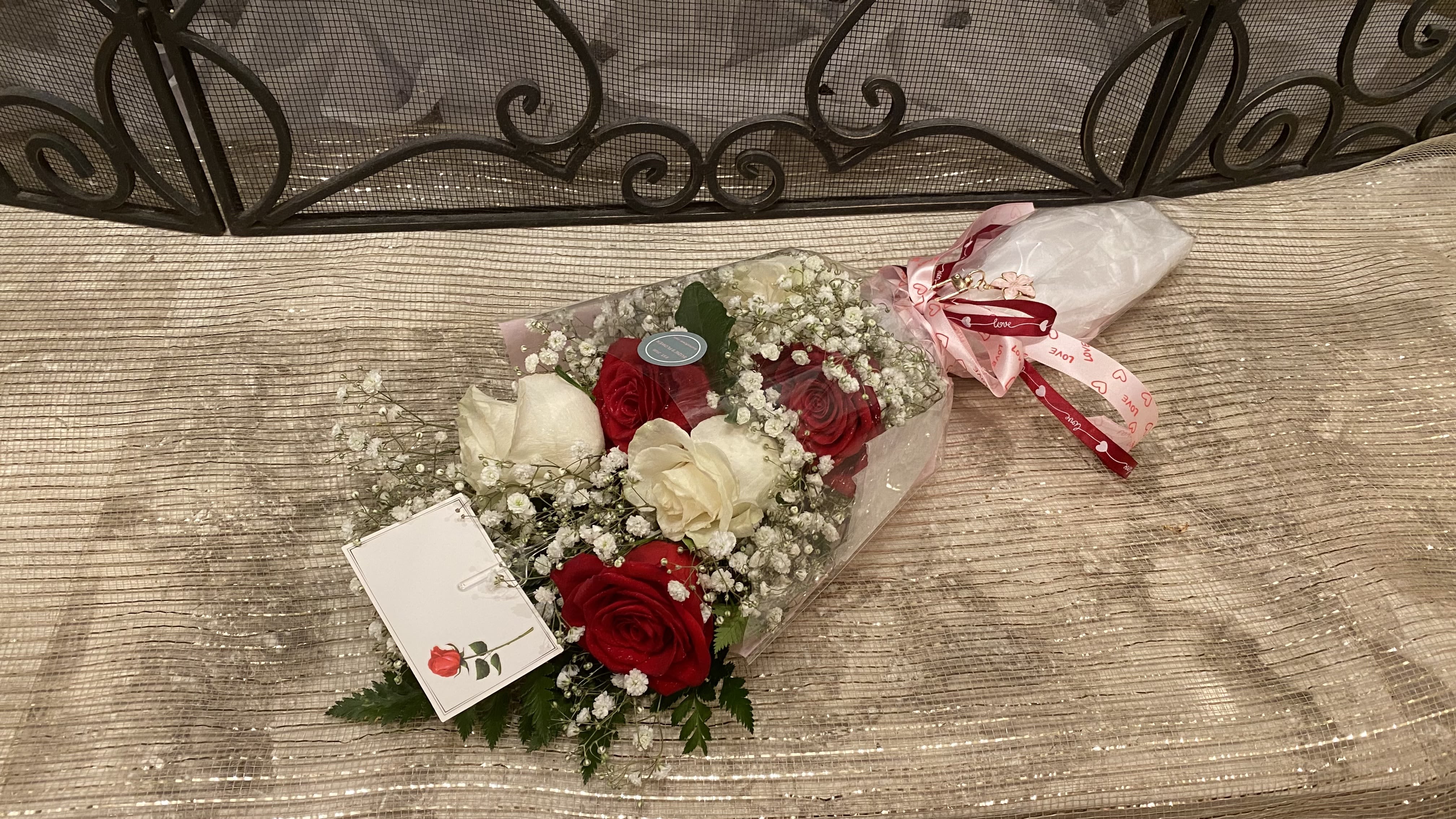 Half Dozen Red &amp; White Roses Bouquet On Promotion - With Baby Breath &amp; Ribbon
