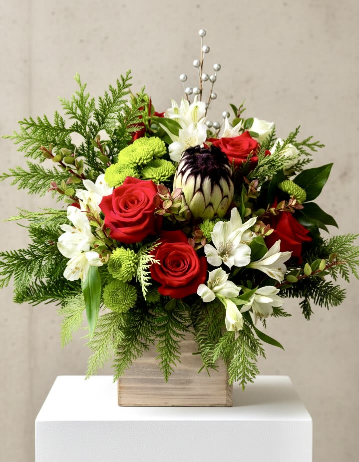 SG OG Holiday Cube - Our Popular Holiday Cube with a prominent Green Protea