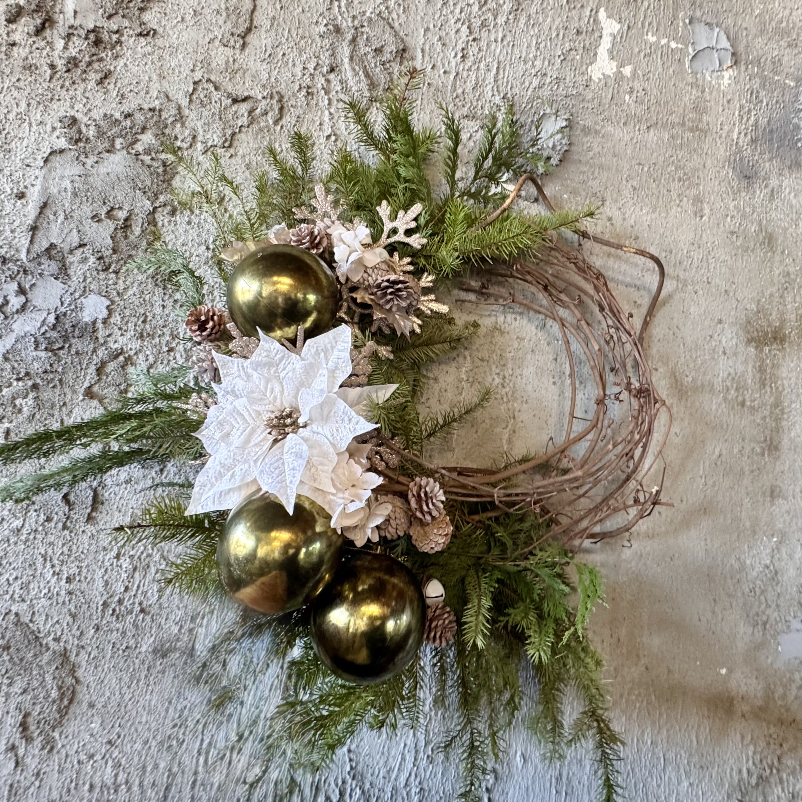 Custom Christmas Wreath - Customize your Christmas Wreath this season!  Greens are fresh mix of cedar, pine and/or noble fir, beautifully accented with silk florals, textures and ornaments!