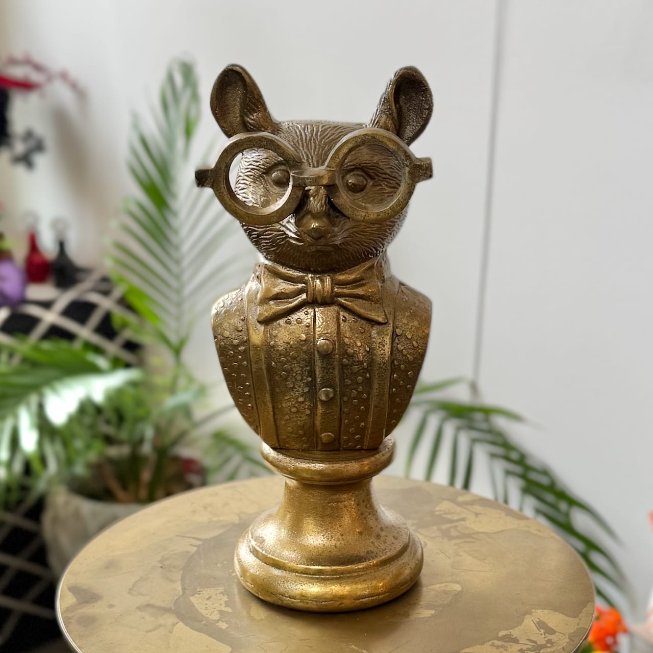 E &amp; E Louie Bust - Who can say no to an adorable mouse in a bowtie and glasses?  This Louie the Mouse bust is sure to add a whimsical element to any home. Part of Jessica Heimstra's delightful E &amp; E collection, Louie is crafted from recycled aluminum and has an antique gold finish. 
