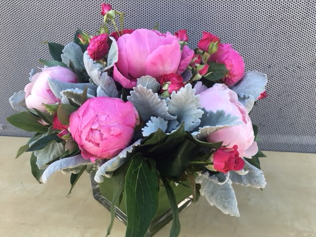Titanic  - Glass vase with a pink spray roses and 5 pink peony's arranged and will be delivered by Jane's Roses of San Francisco