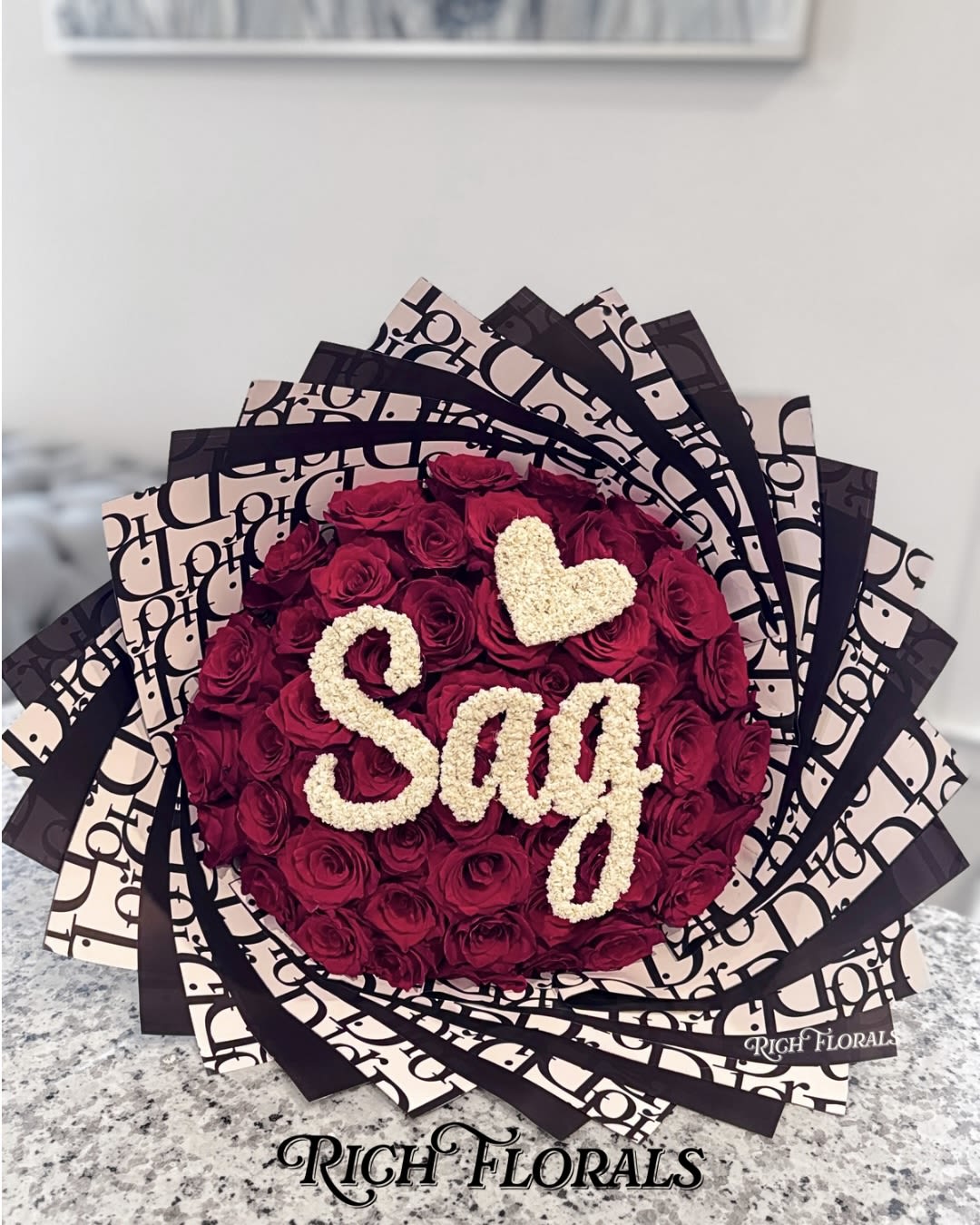 Sagittarius Zodiac Bouquet - Please leave rose color and wrapping paper request in the comment section at checkout, otherwise red roses will be the default color. 