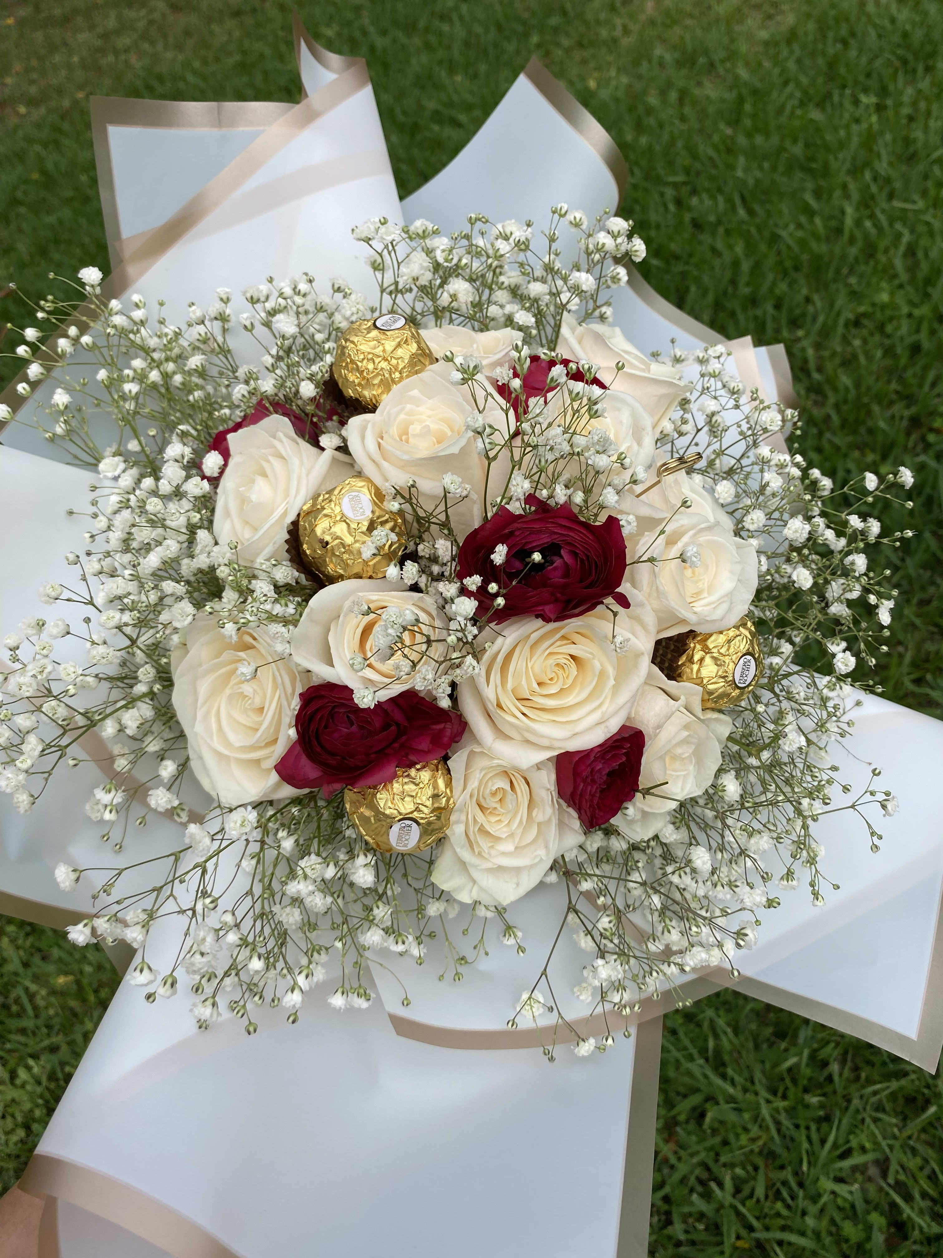 Breathing love -  Glass vase not included