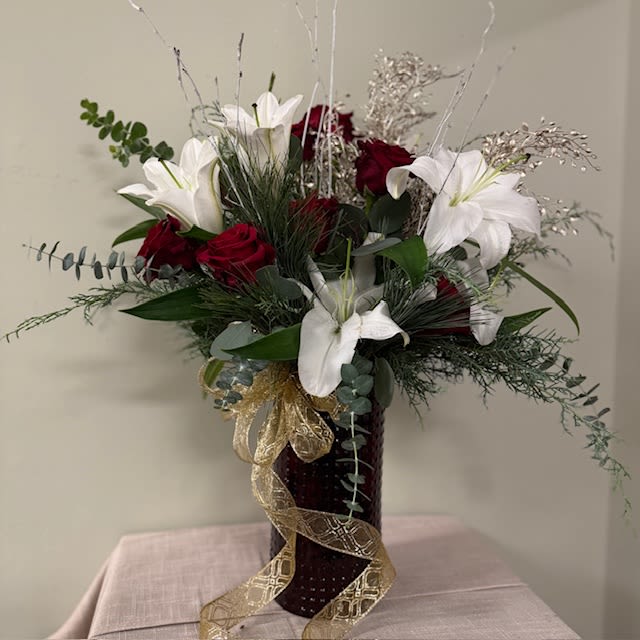 Gilded Lily - Please Note: Each design is custom made and filled to value. We only use fresh product to ensure top quality so new orders are subject to substitutions.