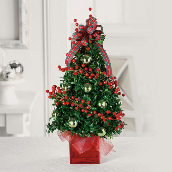 Christmas Flower Tree - This fresh floral twist on a traditional tree makes a great gift for family &amp; friendsÃ¢ÂÂand it just might become your new favorite part of the holiday decor!