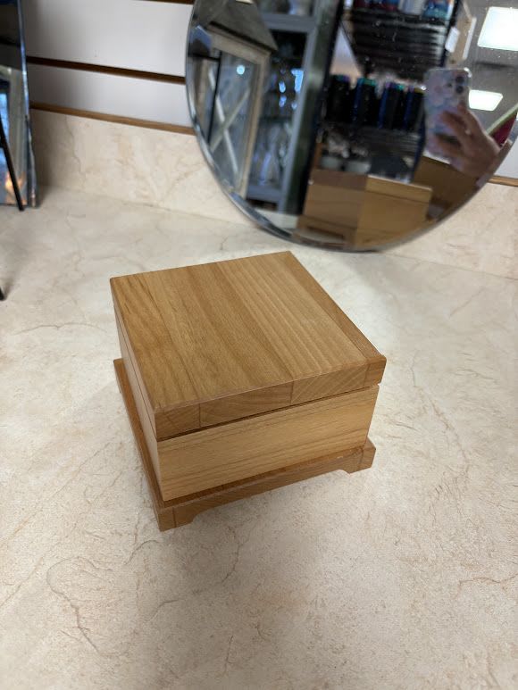 Memorial Box - Customized - This beautifully crafted natural wood memorial box offers a simple, timeless way to honor and remember a loved one or cherished pet. Designed with clean lines and a smooth finish, it blends seamlessly into any home décor. The box is securely screwed together on the bottom, providing peace of mind while keeping ashes safely enclosed. Thoughtful, dignified, and understated, this urn box serves as a lasting tribute to a life—or companion—forever cherished.  We can add the name or picture onto the box - personalized in any way you would like.  