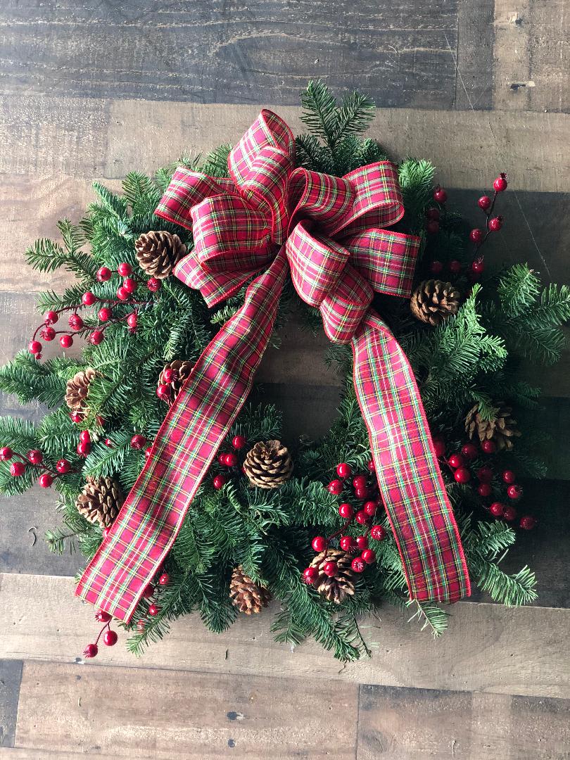 HUGE SALE- LARGE 32 IN CHRISTMAS WREATH - FRESH CHRISTMAS WREATHS, DECORATIONS AND BOWS MAY VARY. 