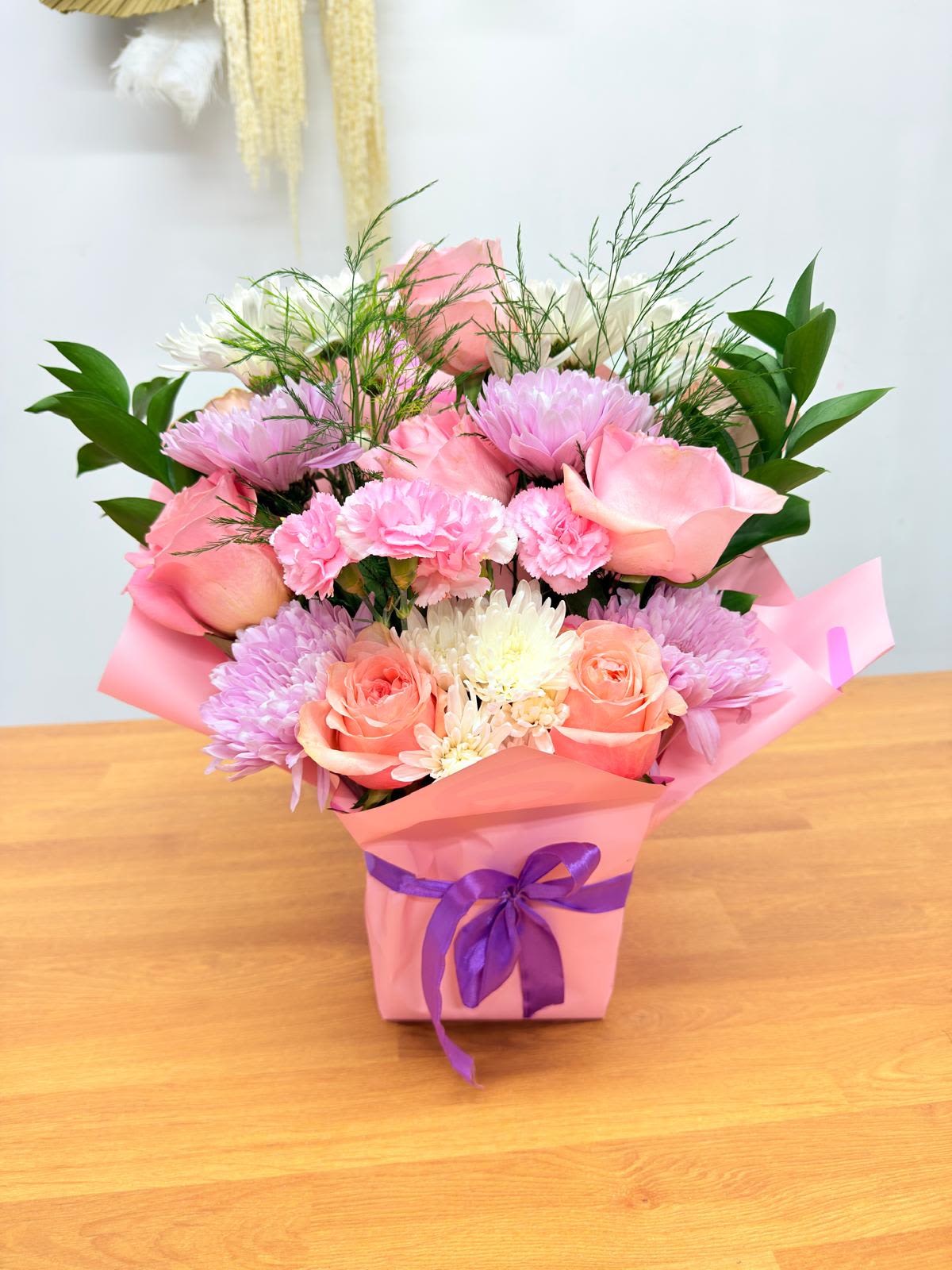 Baby Rose Box - Delicate arrangement of fresh pink flowers, beautifully designed to express sweetness, admiration, and elegance. Perfect for celebrating special moments