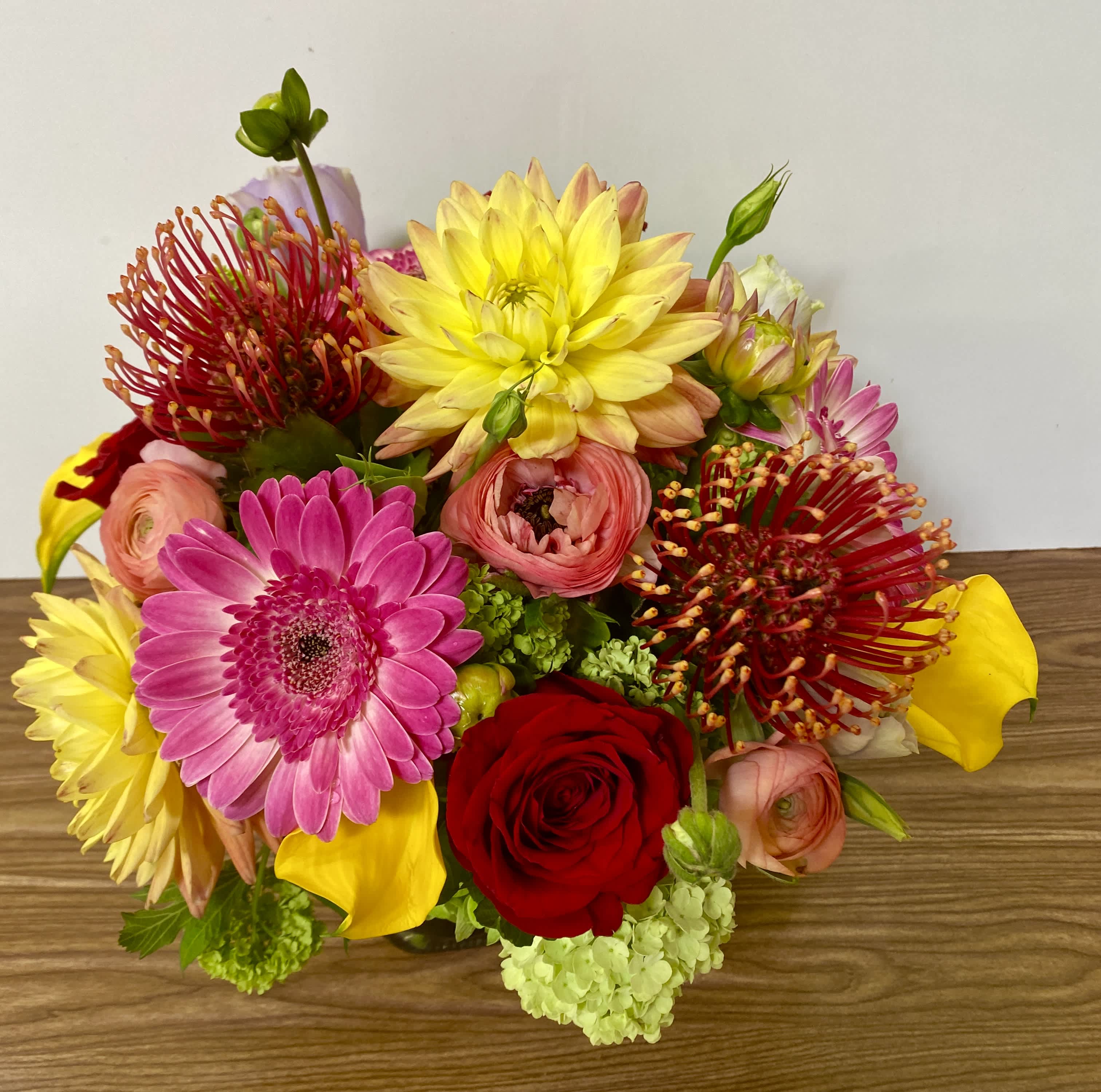 27 Dresses - combinations of spring flowers