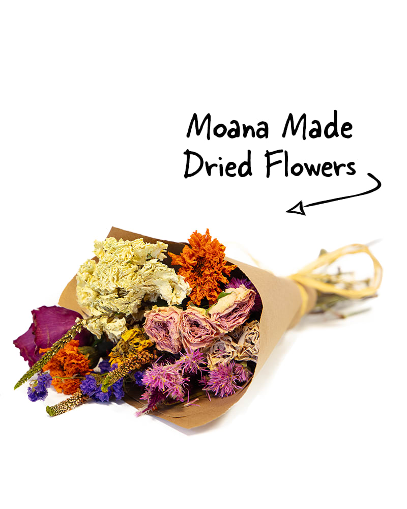 Moana Made Dried Flower Wrap - Give the gift of flowers that will last and last with our beautifully assembled dried flower bouquets.  All flowers are dried in house and artfully arranged by our designers.  Flower types may vary between arrangements.