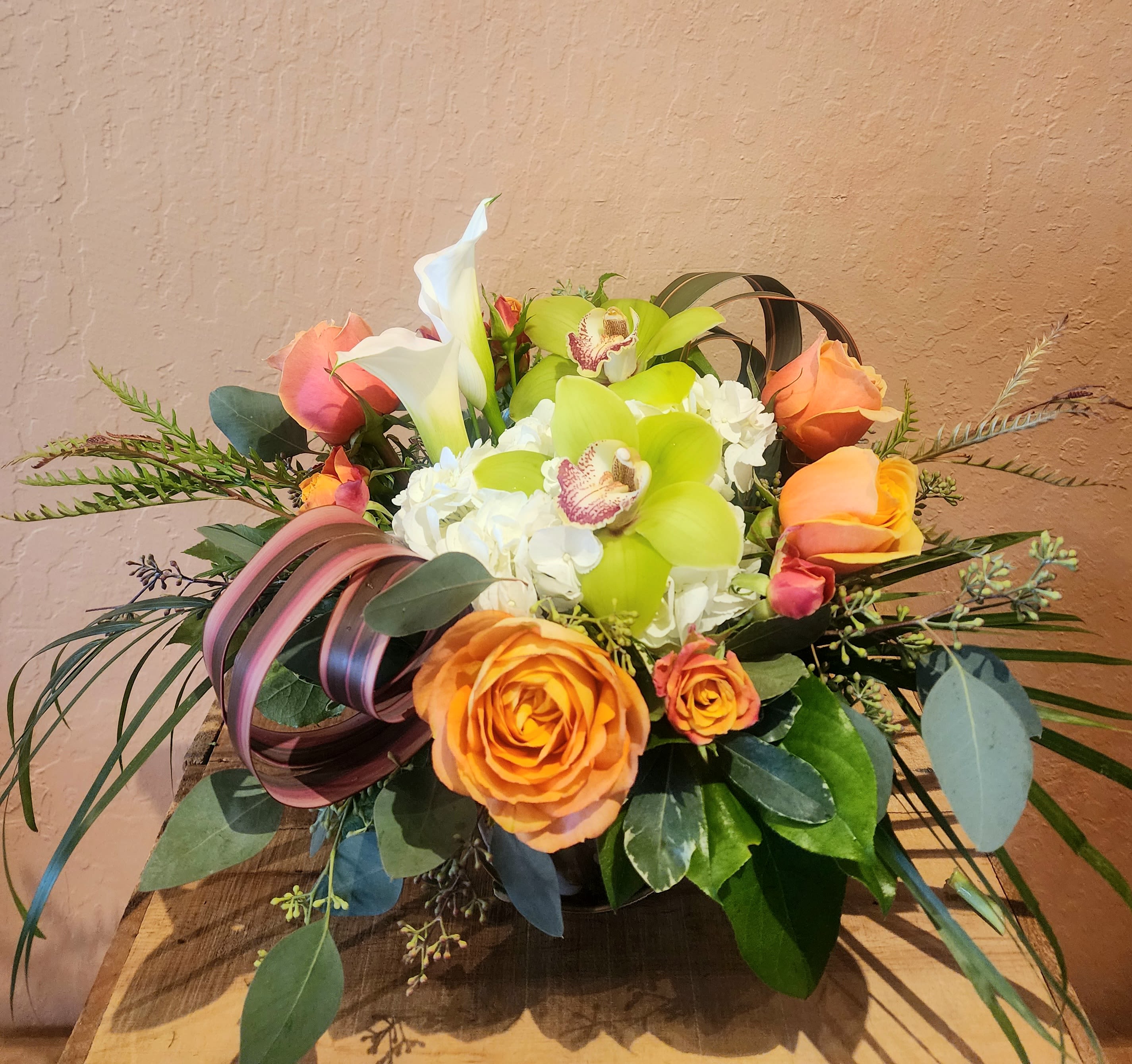 Orchid and Flax design  - Contemporary, clean and interesting.  Versatile gift or centerpiece.  