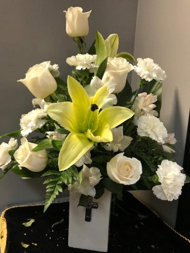 Glory Day - White Roses &amp; Lilly &amp; Carnations and Greenery