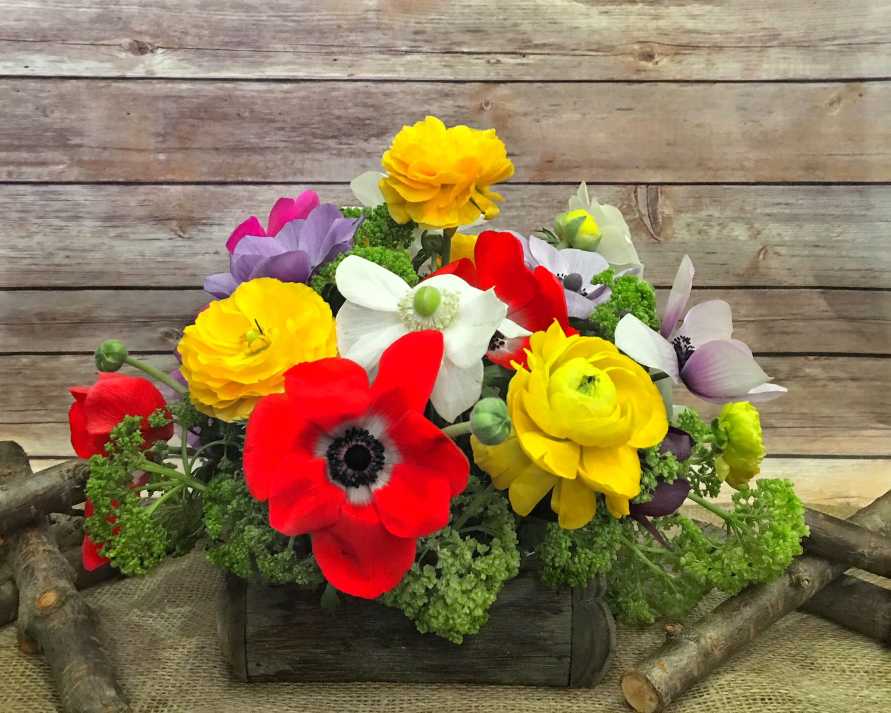 URBAN POPPY - PREMIUM ANEMONE, RANANCULUS, GREEN VIBURNUM HYDRANGEA ARRANGE IN WOODEN BOX CONTAINER. 