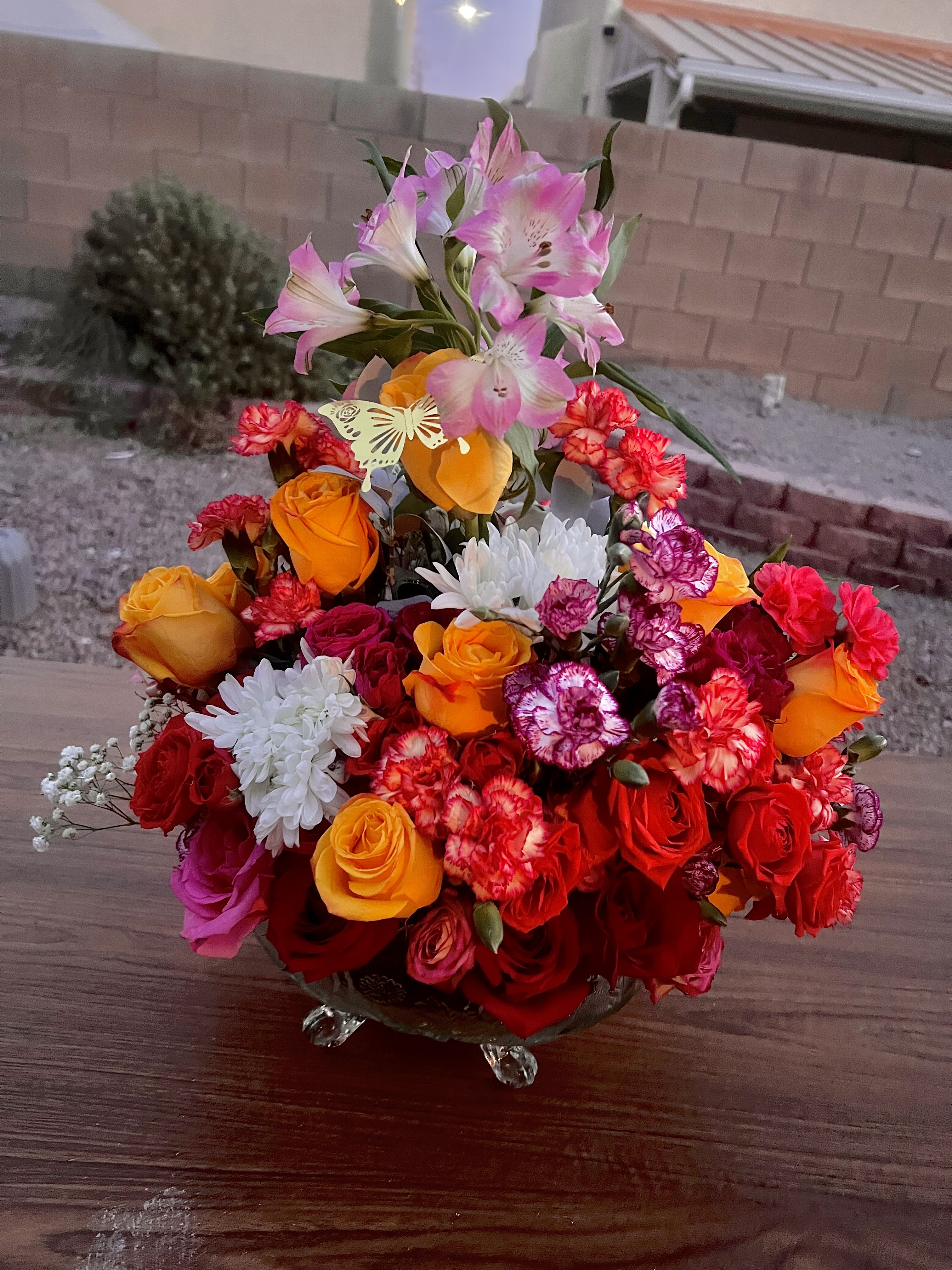 360 degree arrangement with keepsake bottom - full 360 arrangement that comes with a special keepsake