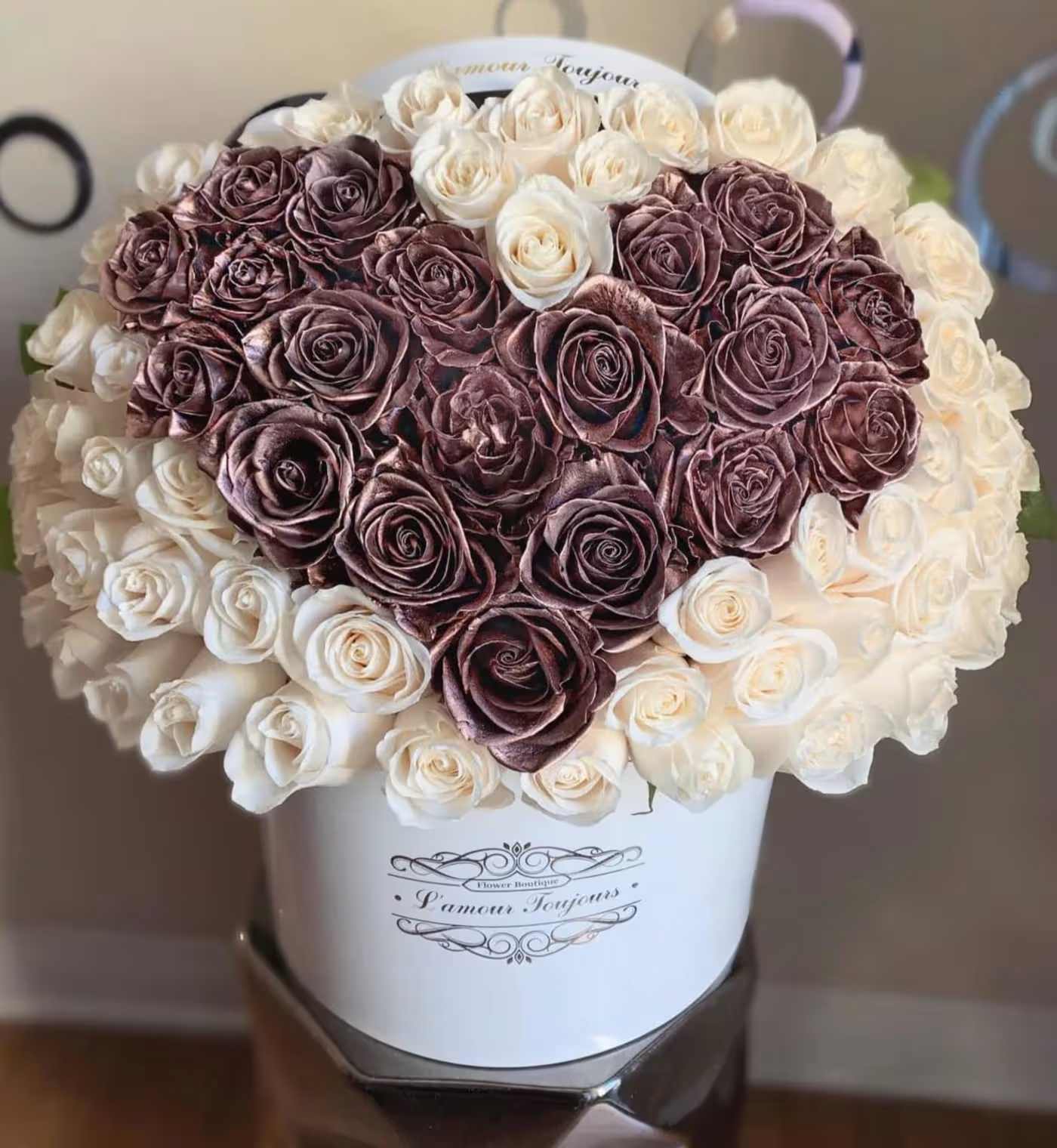 Rose Gold Heart Signature Box - 100 Premium Fresh Roses with a Heart of Gold