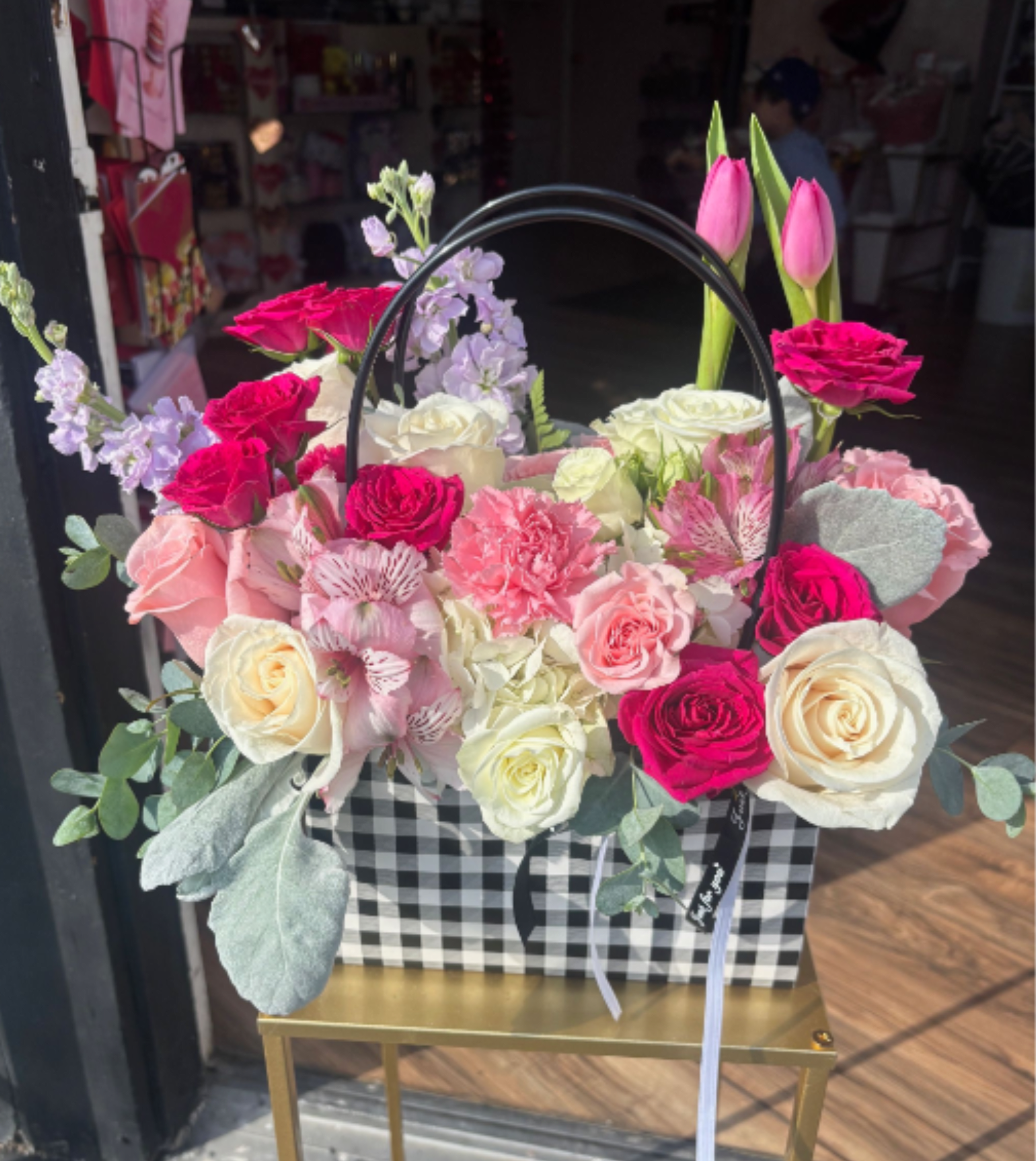 Enchanted Hot Pink Flower Tote - Super Fun Tote of flowers, modern style arrangement with all the elements needed in the inside like Floral foam water and Vitamin. Great for our Fashionistas