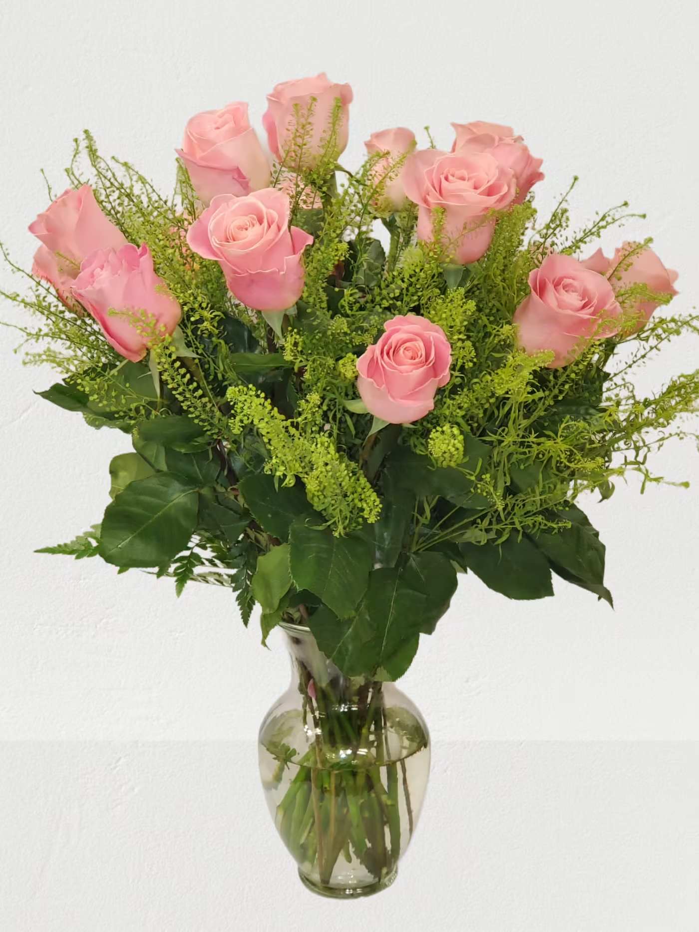 Light Pink Rose's clear vase (NO BABY BREATH) - Standard 18 Roses in a vase Deluxe 24 roses in a vase Premium 36 roses in a vase