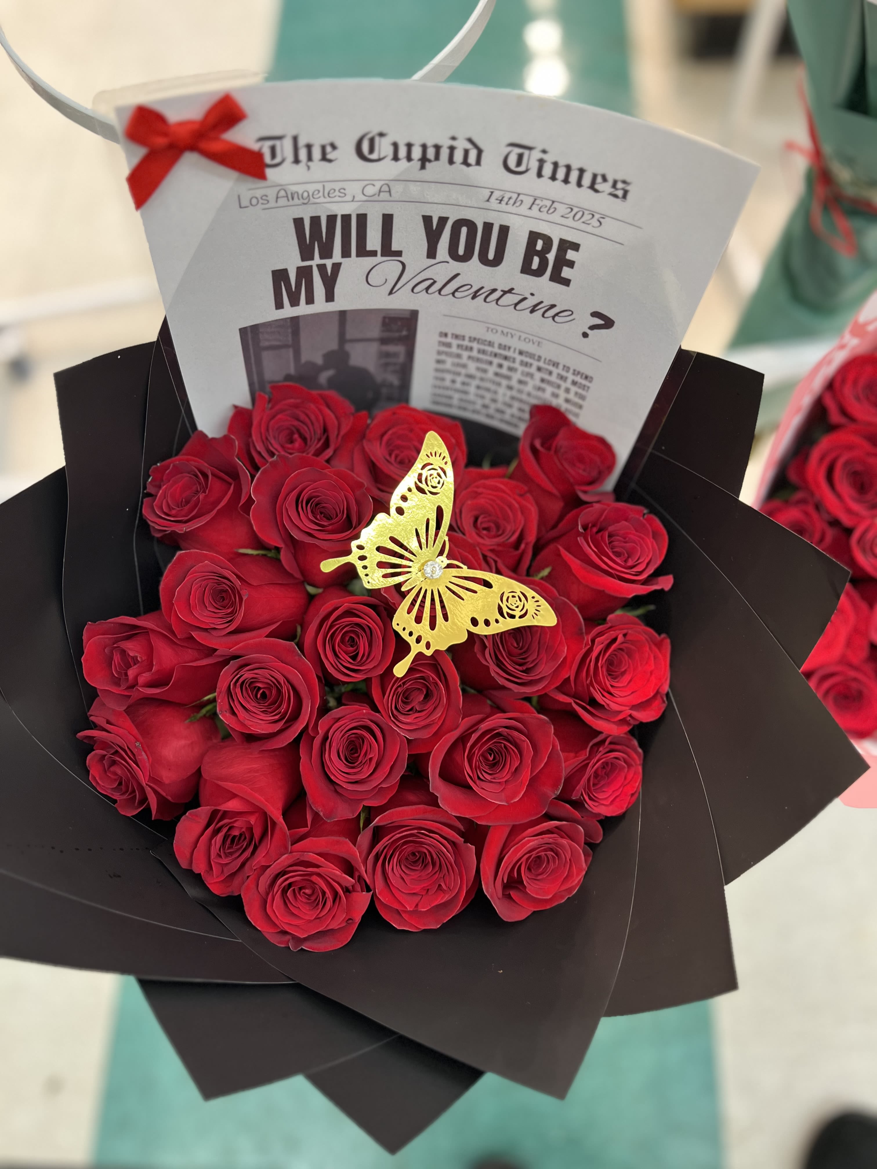 Will you be my valentine?  Bouquet  - 25 roses 