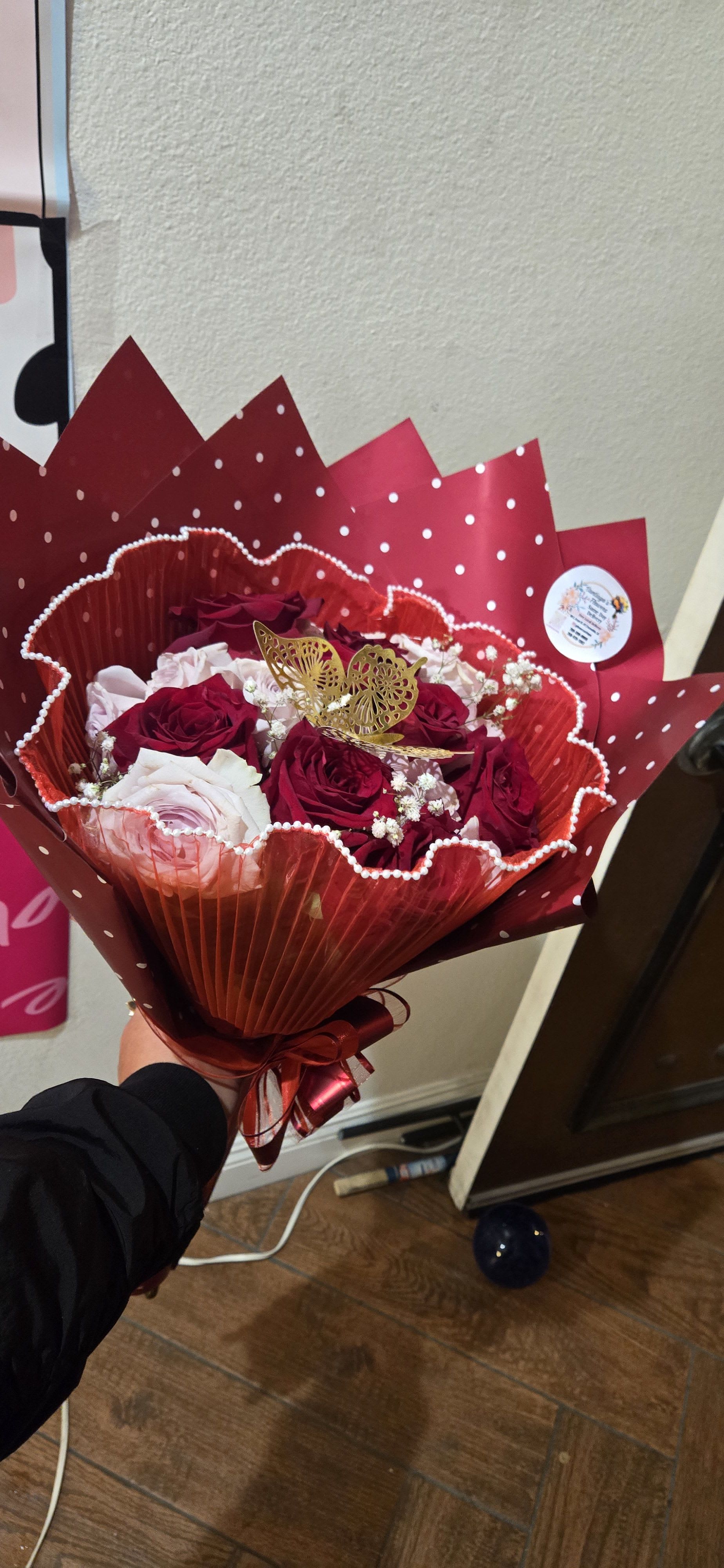  Love es Amor  - Red and pink with a touch of baby breath  with some pearl mess