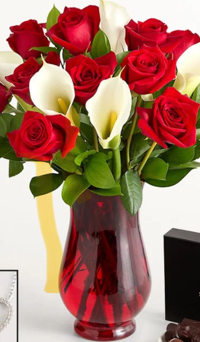 Calla lily and delux roses - Wonderful romantic designs for perfect love