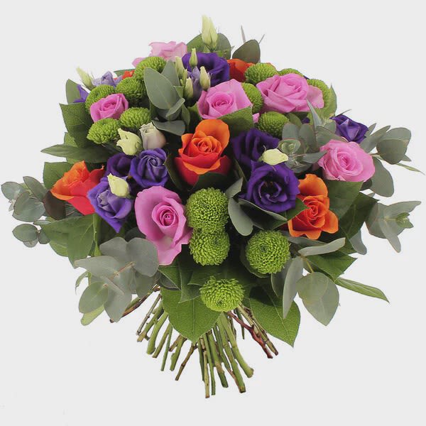 Bouquet Sumatra – Exotisme &amp; Lumière - A vibrant and cheerful bouquet featuring fresh roses in bold pink and orange tones, accented with seasonal blooms and lush greenery. Bright, joyful, and full of energy — perfect for birthdays, celebrations, or simply to make someone smile. 