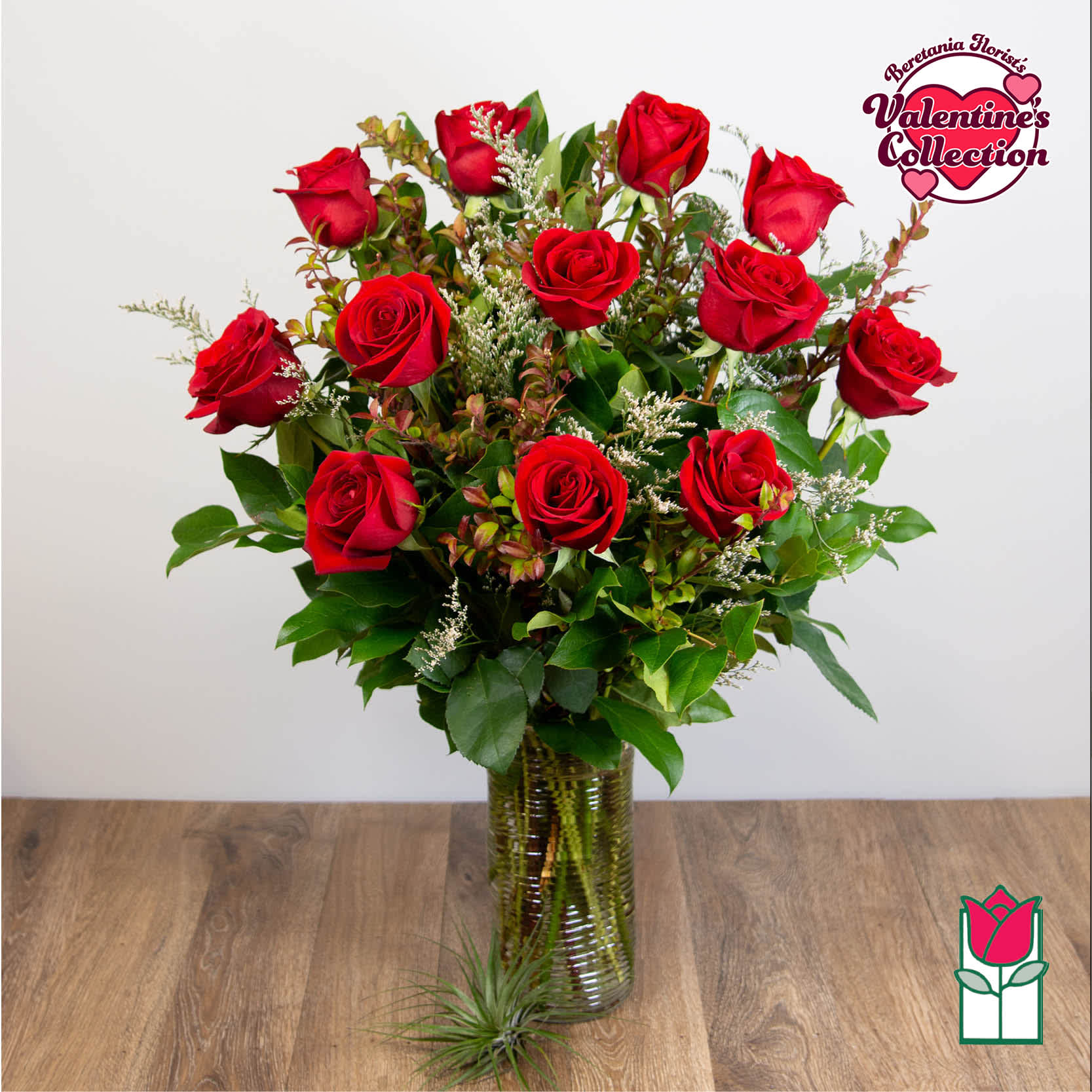 [Valentine's] Beretania's Premium Red Rose Masterpiece (30% Larger Flower)[Early Bird Special] - 1 Dozen Premium Long Stem Red Roses   The Beretania Florist one dozen extra long stem premium Roses arranged in a glass vase with assorted foliage.   We feature premium 70cm Ecuadorian extra-fancy Roses, which is 30% larger that any other rose in the islands.   Nothing speaks of love so much as a bouquet of beautiful red roses. Arranged with seeded eucalyptus in a classic glass vase, this bouquet is a gift to her heart from yours. Approx. 32h x 18w