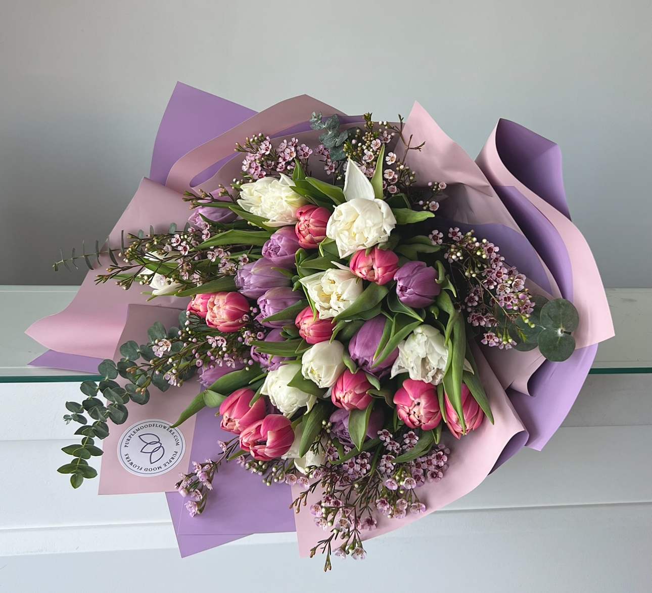 Bouquet of tulips  - Colors can be changed. Standart 30 tulip Deluxe 40 tulip Premium 50 tulip Vase not included 