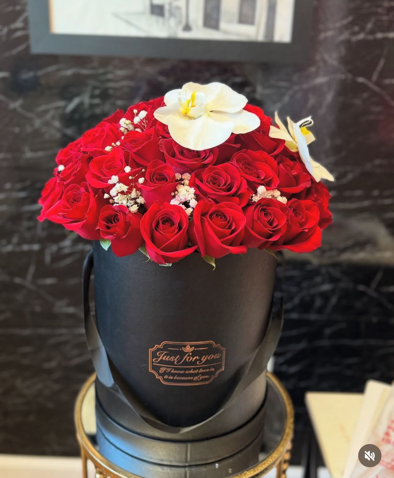 A3 - 24 Red roses with 2 Orchid 