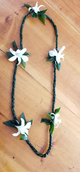 Sadorra Single Ti-Leaf Lei *Orchid color may vary upon availability - Sadorra Floral uniquely handmade Ti leaf Lei. 100% local grown flowers.