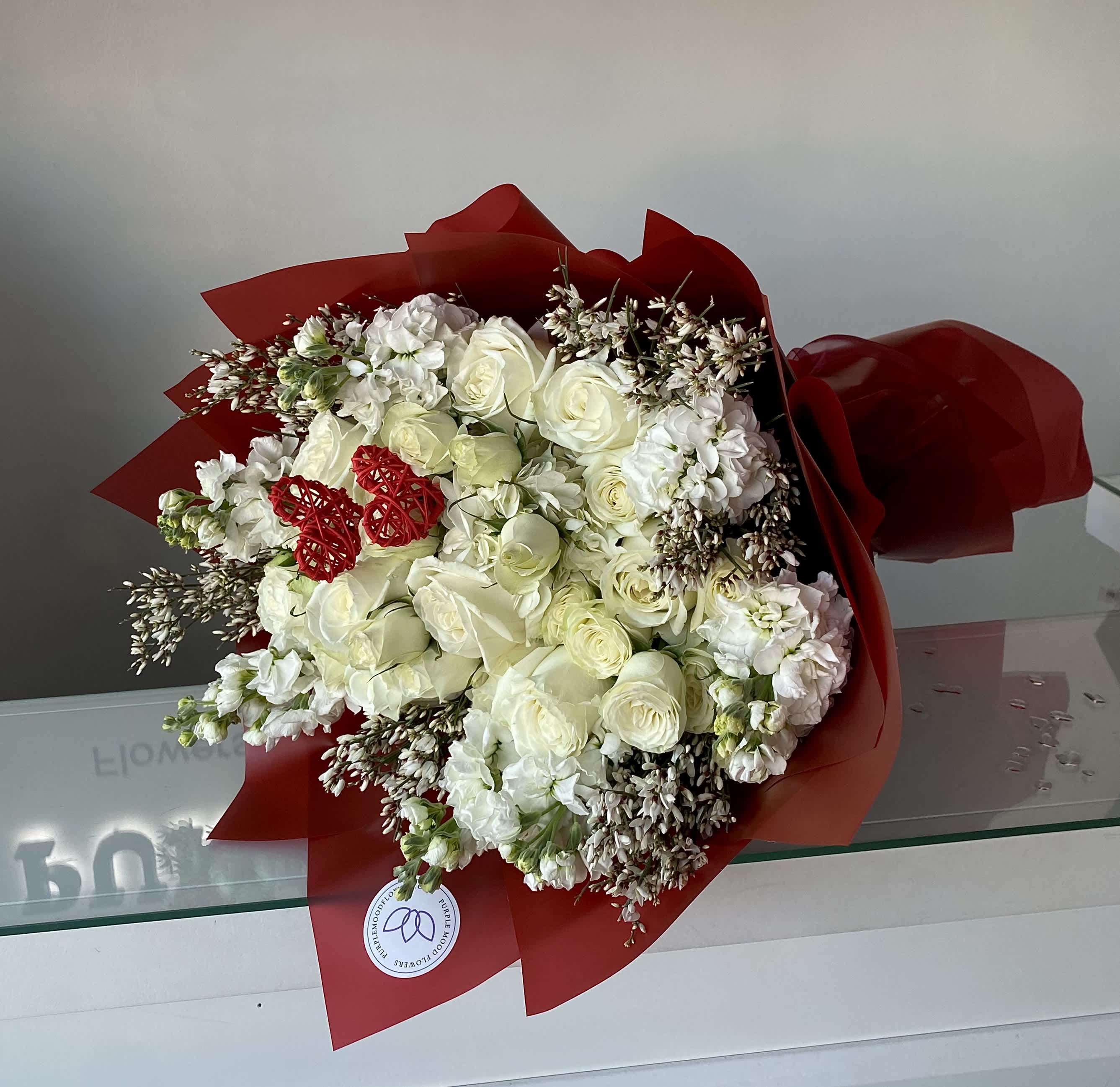 Valentines Bouquet - Bouquet with no vase