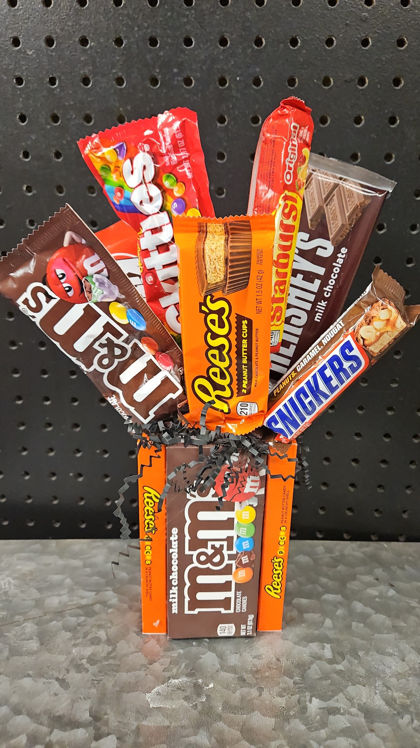 Candy Boxes  - Calling all sweet tooth lovers. This is perfect. Includes 4 boxes of candy and 7 items on top. 