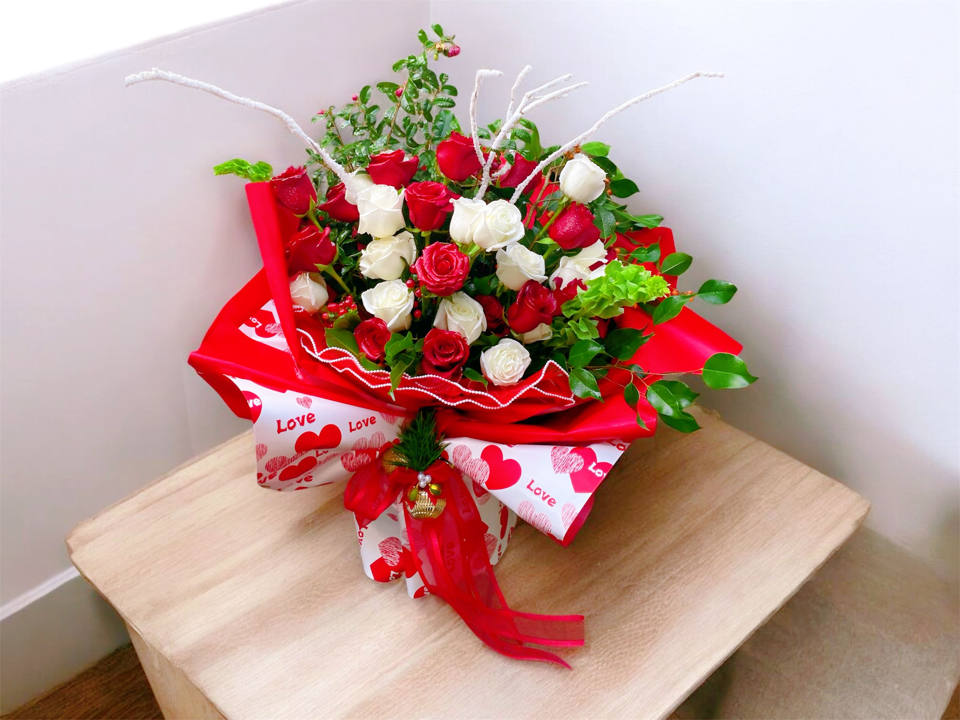 36 roses with seasonal flower bouquet - 36 roses with seasonal flower bouquet