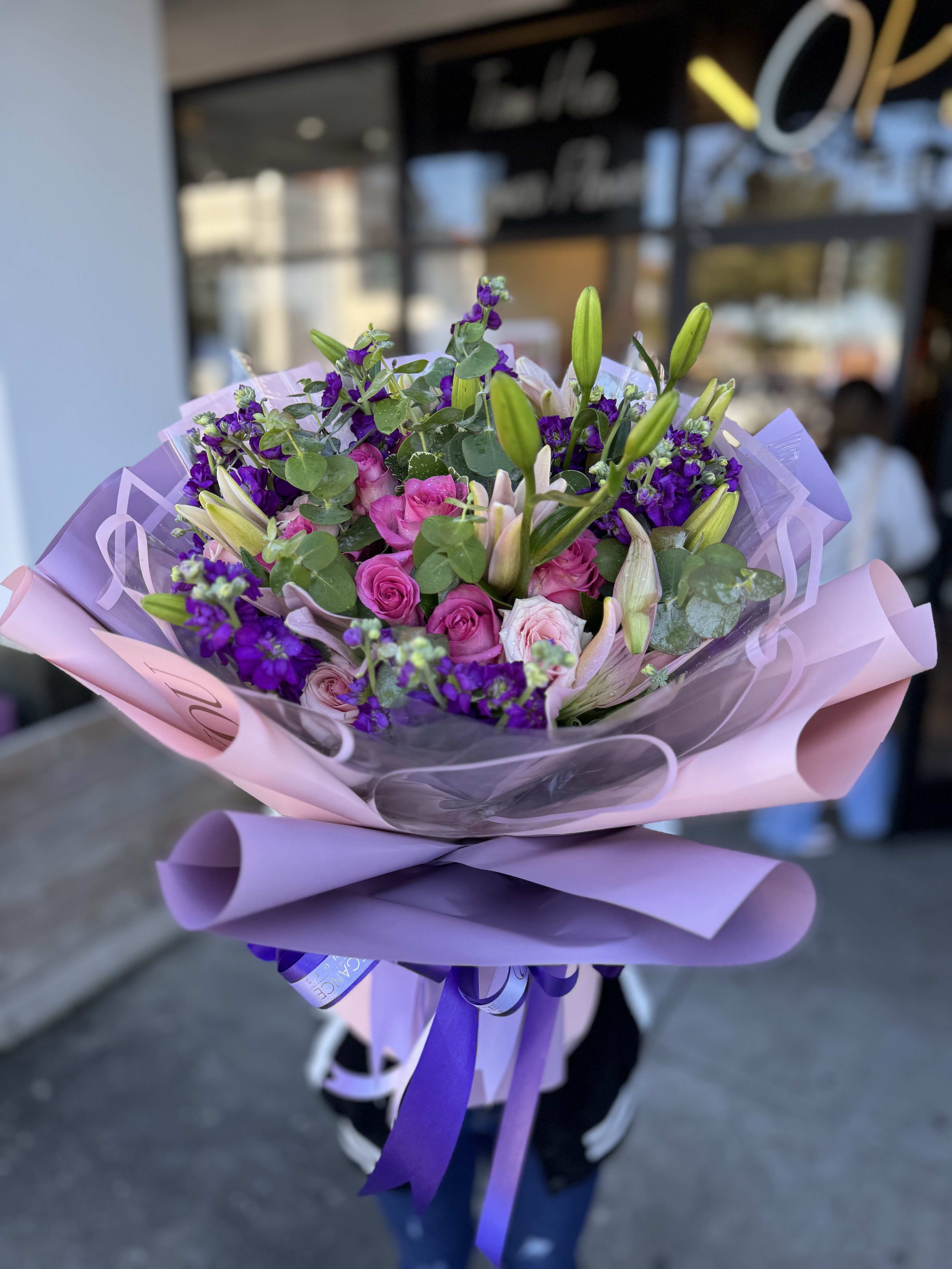 Wrapped Bouquet #24 - Wrapped bouquets are perfect for any occasion, from expressing love and gratitude to celebrating special moments, offering a thoughtful and visually stunning gift.