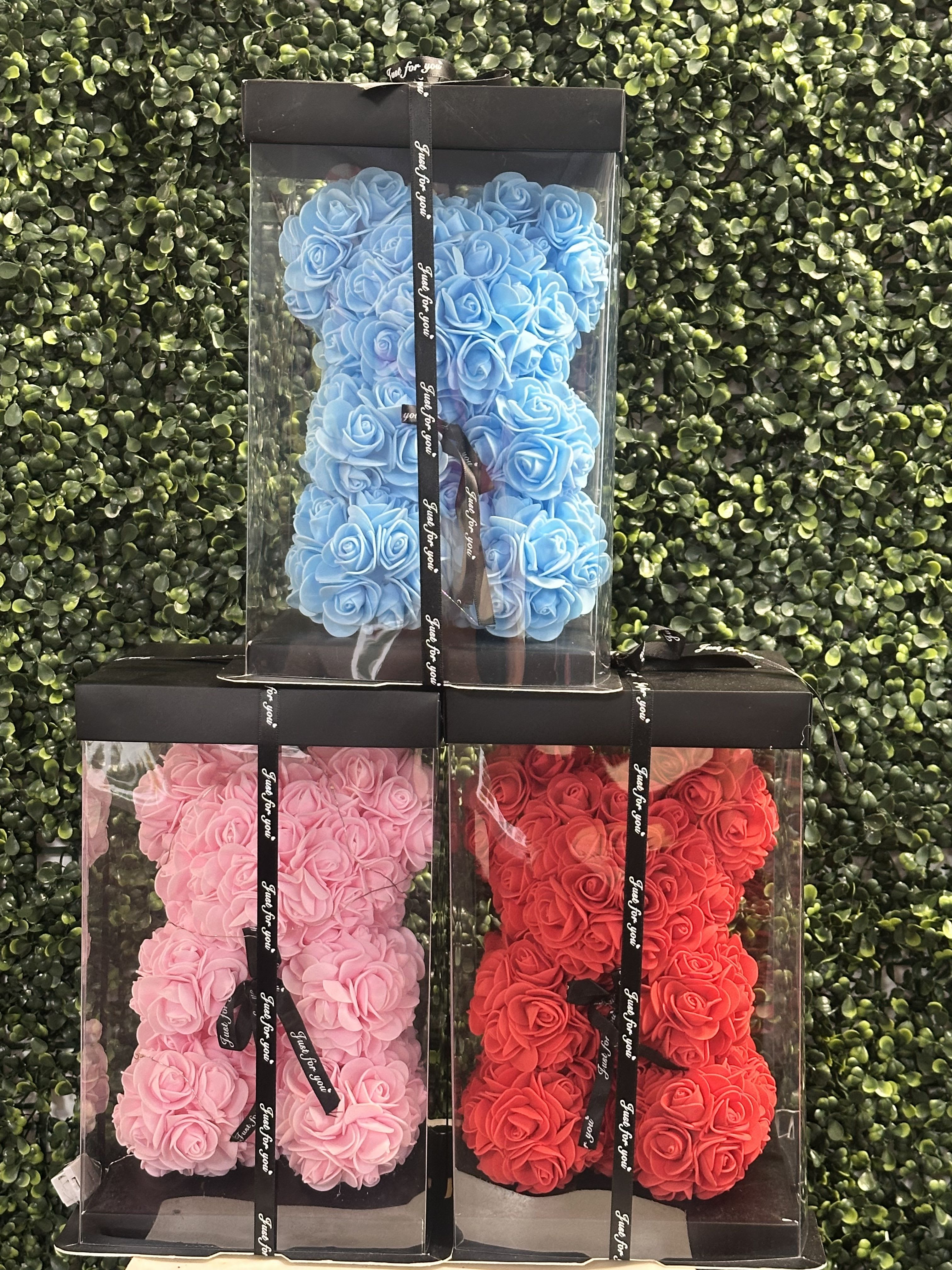 Small Artificial Rose Bear - Small bear made with foam roses, perfect for expressing affection on any occasion.