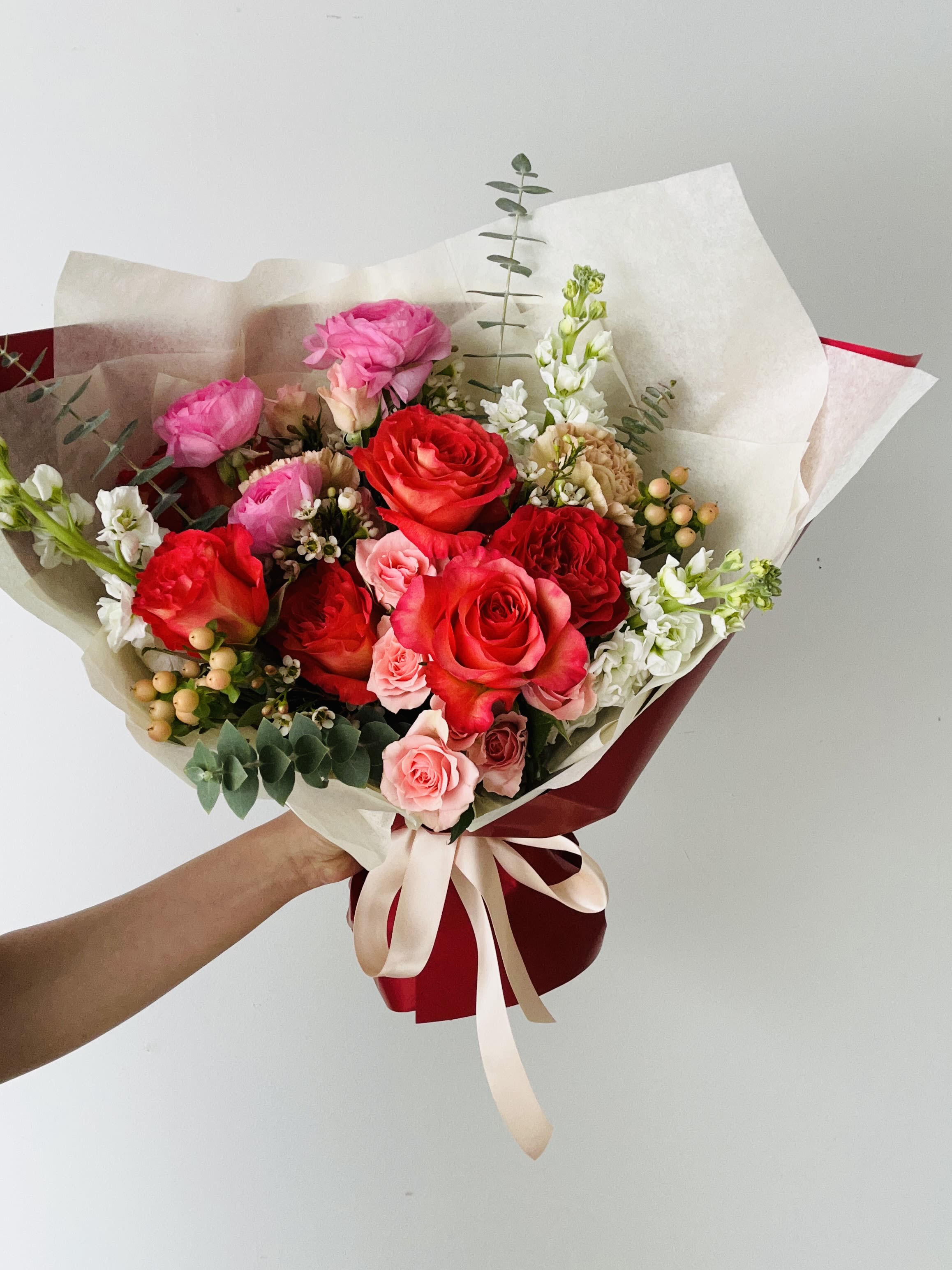 Be Mine  - Please keep in kind that no arrangement can be made identical to the photos shown (as some flowers are seasonal). Therefore, we will substitute them accordingly with in-season flowers instead. We will do our absolute best to arrange the flowers as similar as possible with the photos shown!   For Bouquets, we DO NOT include vases unless you add one.  For Vased Flowers, we include vases.   Right now, you can expect beautiful blooms sourced from local farms.   We use small ordinary 4in by 3in cards. If you want to send flowers with a special messaging card, please choose one from add-ons!  Delivery: our standard delivery time window is between 3:00pm and 5:00pm.   If you have any questions regarding the order, please feel free to contact us!   Email: agapeflower.studio25@gmail.com