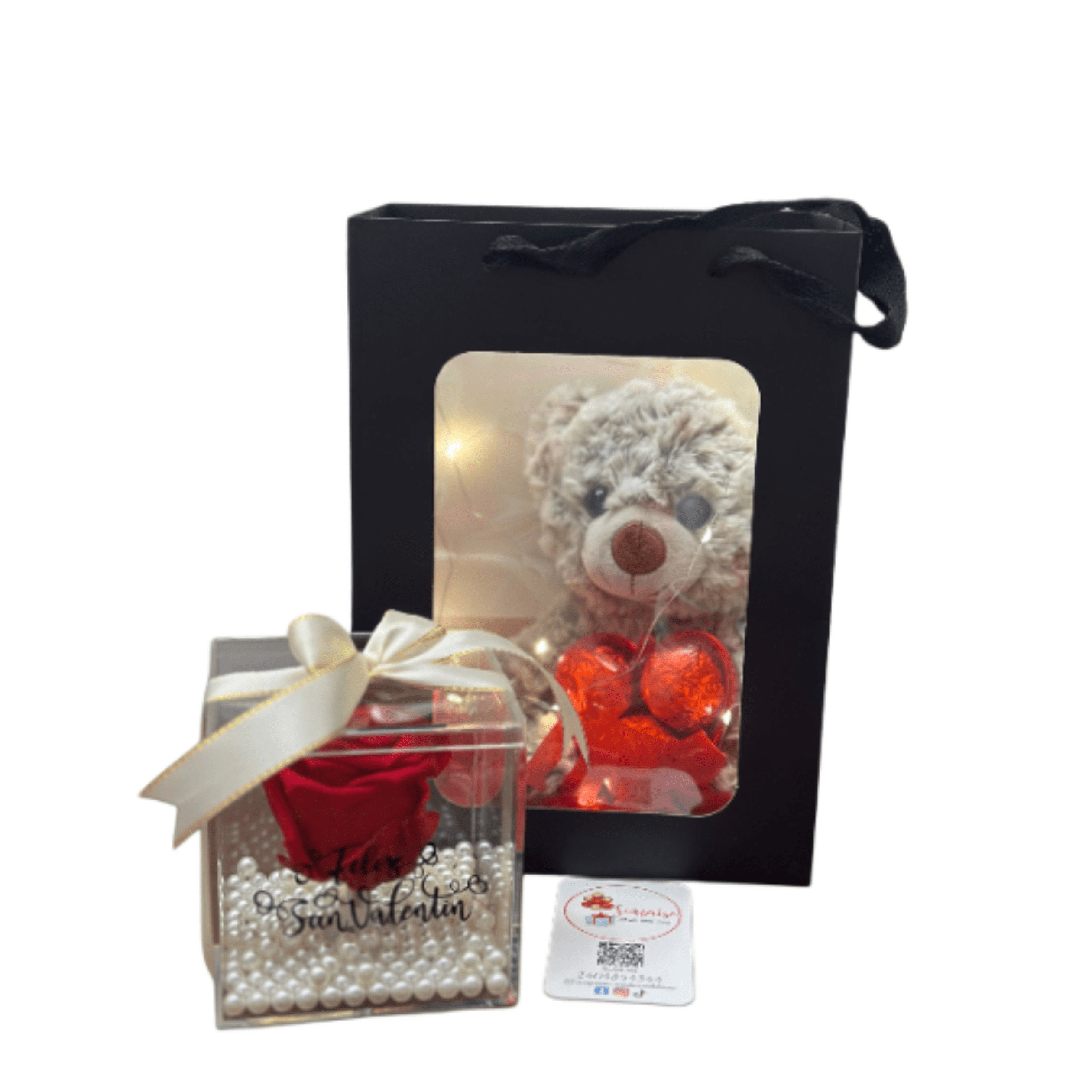 Darling - A sweet surprise for your favorite person on Valentines Day. This set includes a stunning preserved rose, a cuddly small teddy bear, and delicious Ferrero chocolates. It's everything they need to feel special.  Una dulce sorpresa para tu persona favorita en San Valentin. Este set incluye una preciosa rosa preservada, un osito de peluche y deliciosos chocolates Ferrero. Es todo lo que necesita para sentirse especial.