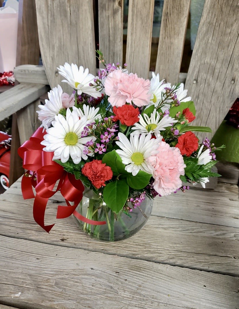 Valentines Wishes - From our bestselling “Wishes” line of bouquets. Valentines Wishes is the perfect pop of traditional Valentines Day colors. The Standard size (pictured) is great for a desk, small table or bedside. If you’re looking for the same great style but larger order the Deluxe or Premium version. 