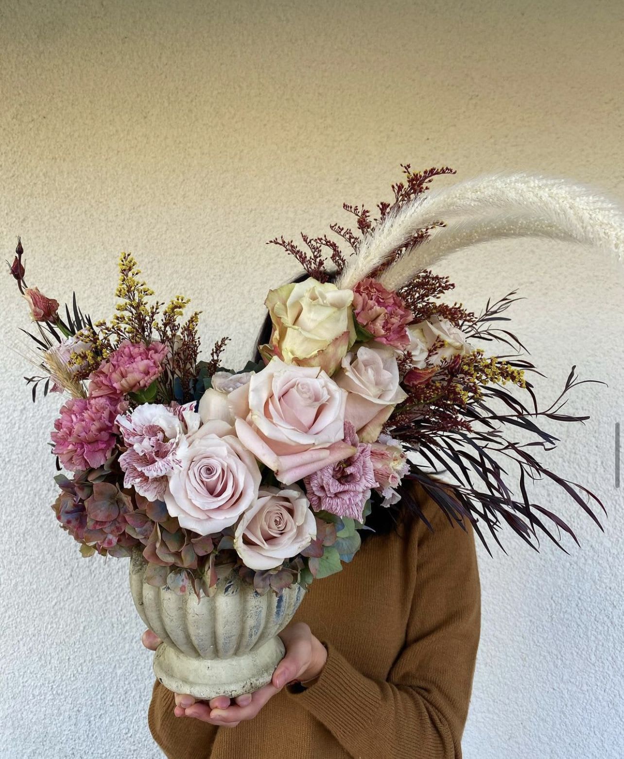 Meri  - Stunning ceramic vase full of Quicksand Roses, and other mixed flowers