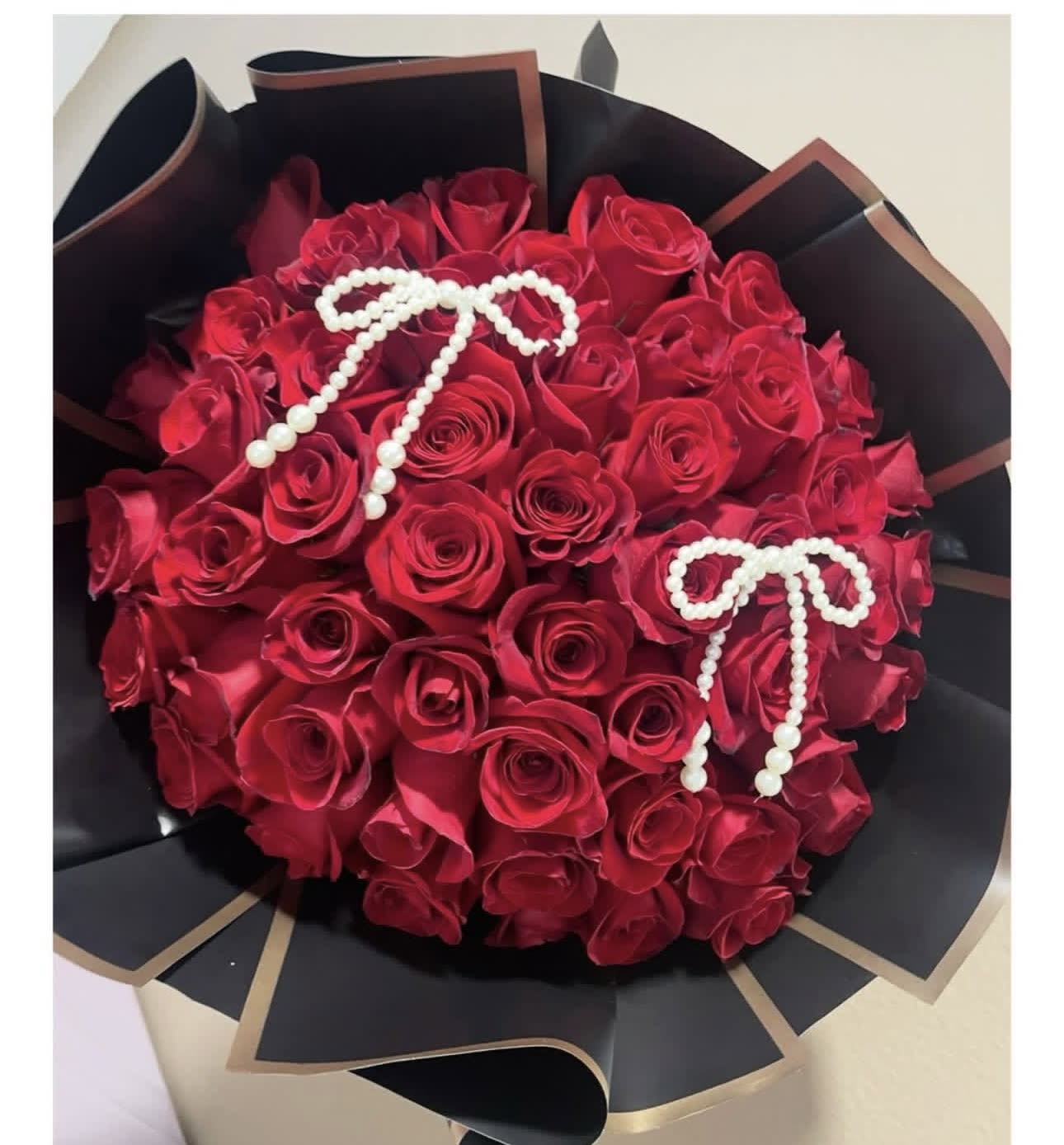 Deludex roses bouquet - Fancy bouquet with special bowls there