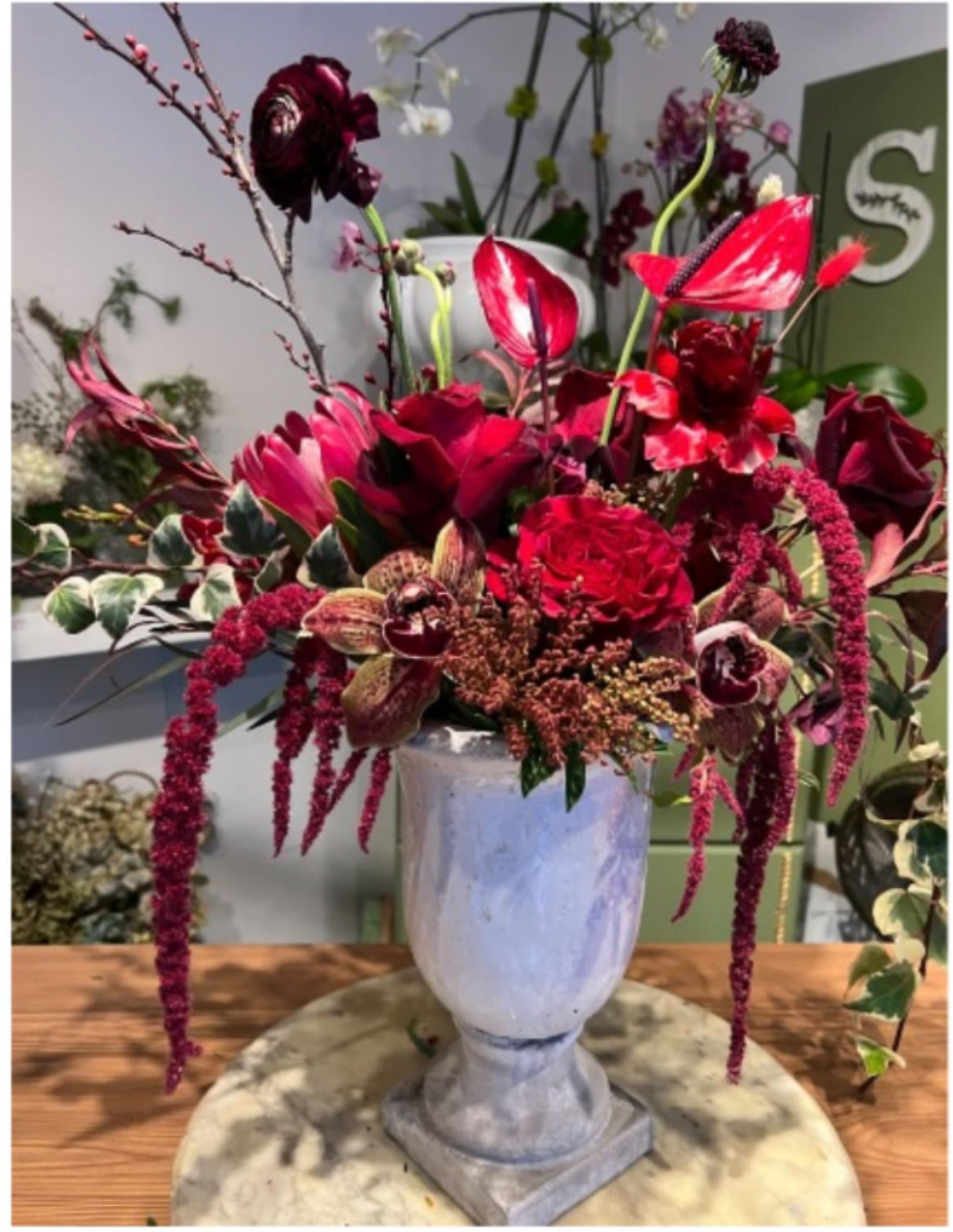 LOVE &amp; PASSIN - Rustic ceramic vase with mix of red Anthurium, Cymbidium orchid,Peonies, Red roses.... 