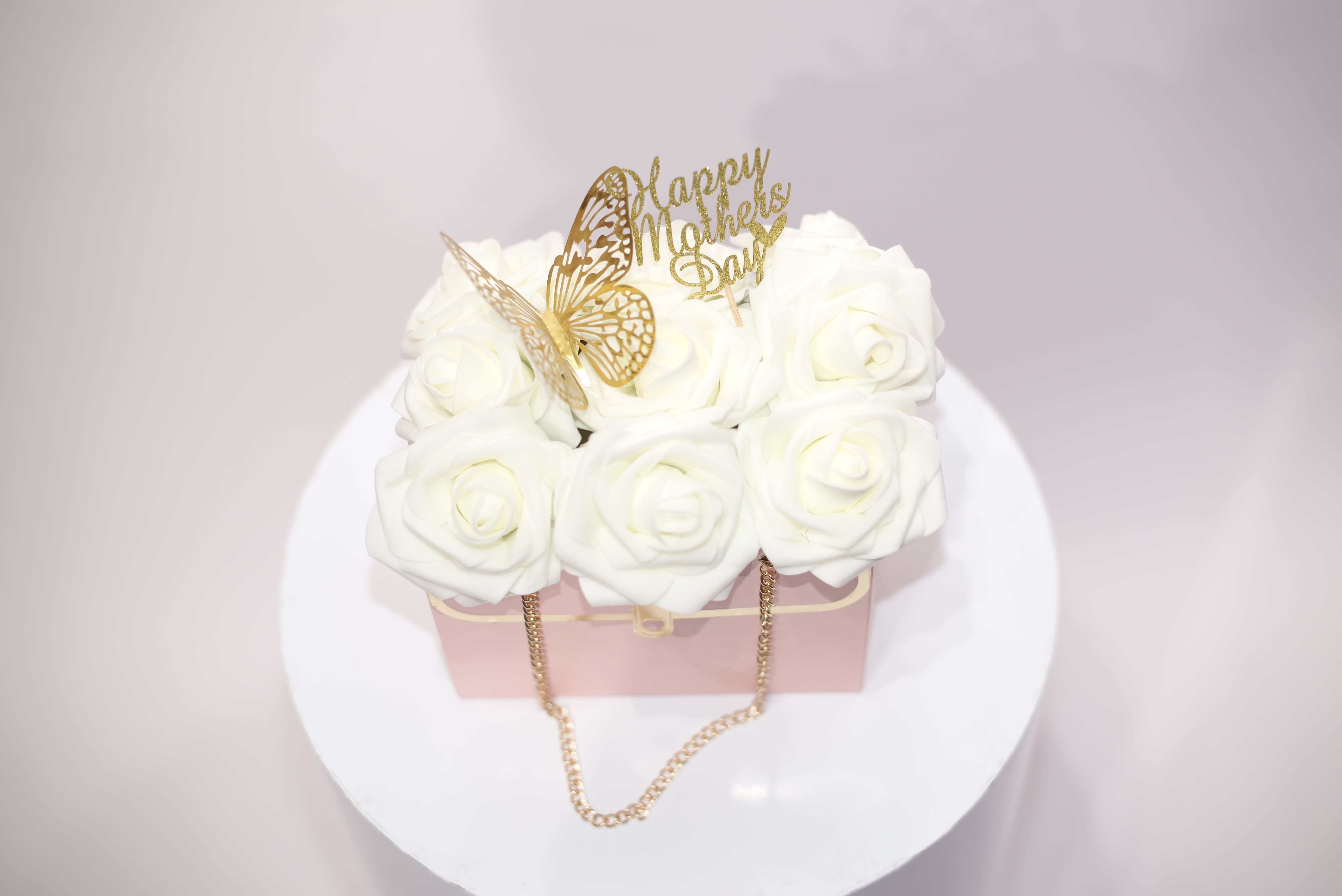 Hand bag artificial white roses  - Hand bag artificial white roses  Hand bag box  Artificial roses  Crown  Butterfly 