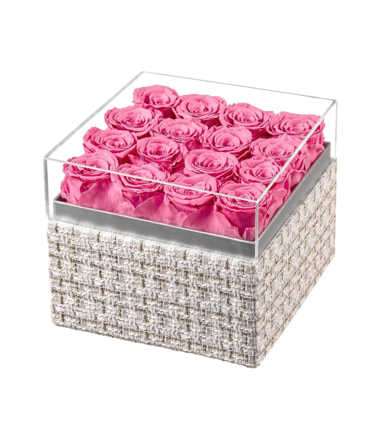 Preserved light pink roses luxury box  - Preserved Roses in Heart Shape Box  100% Nature Roses Real roses that last more than a year without maintenance. With a cutting-edge preservation method that can maintain their beauty and color for at least a year.