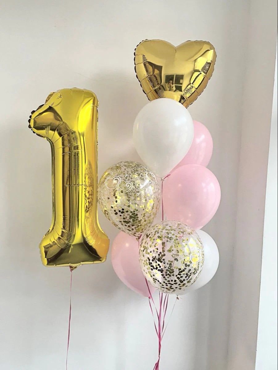 #244 mix - one gold number of your choice, with a set of balloons including 3 light pink, 2 white and 2 transparent confetti filled. to top it off a gold heart mylar balloon + balloon weight