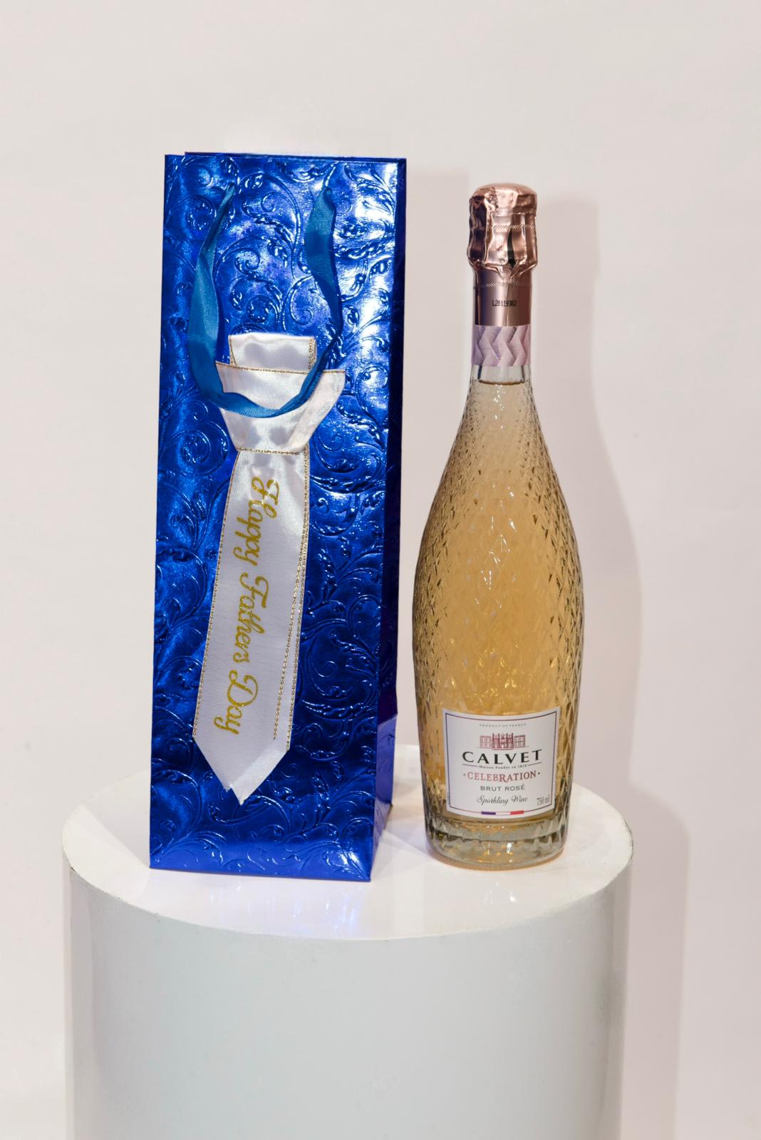 white wine and a blue gift bag set - white wine and a blue gift bag set Color White Sparkling Wine Sweetness Brut Country Of Origin France Size 750 ml