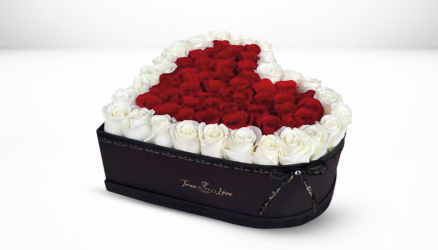 Big heart box White &amp; Red Roses  - 70-80 Roses 