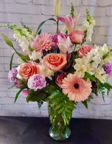 Lovely Bouquet - This Lovely Bouquet is a perfect selection to celebrate all the special people in your life.  