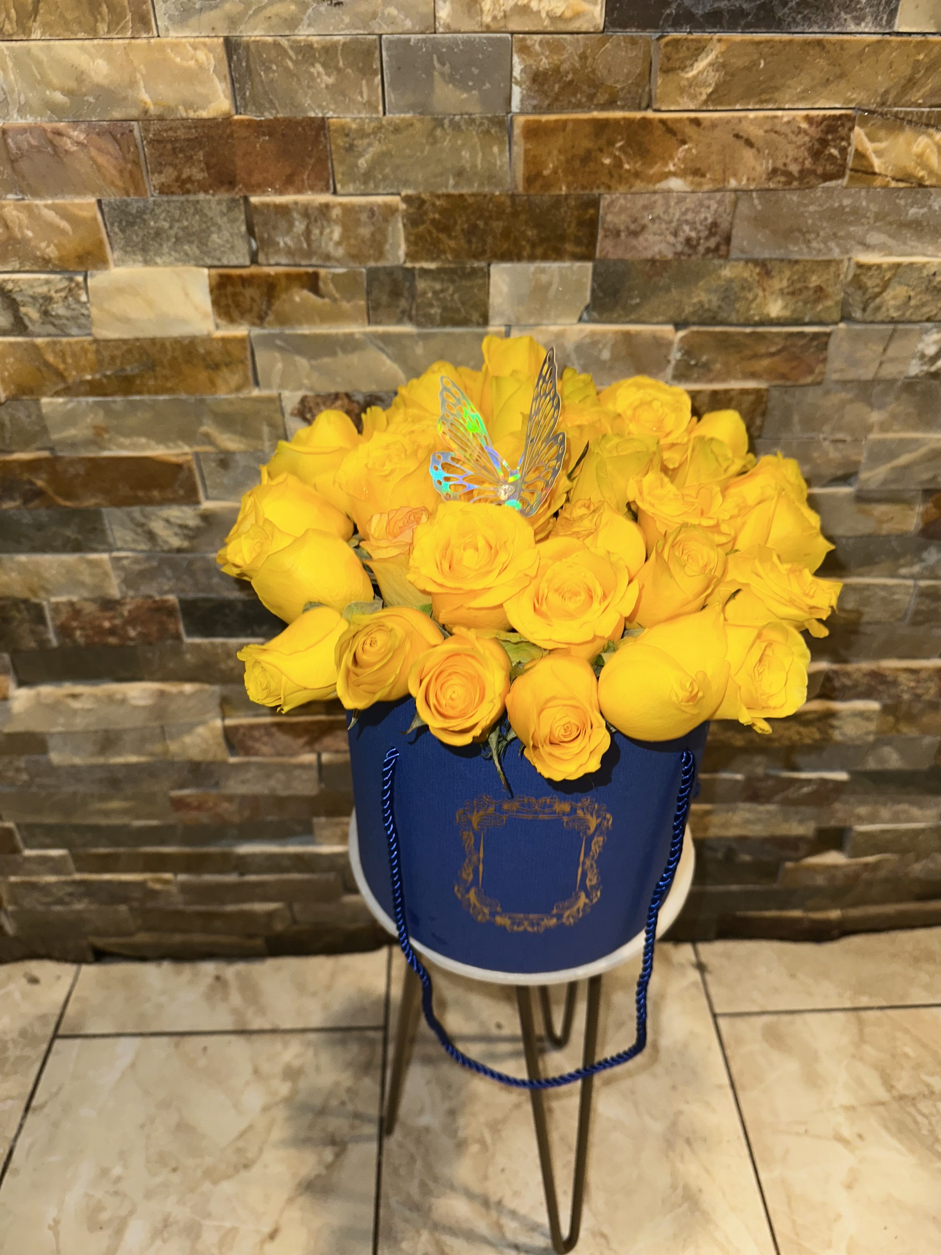 Blue in heaven  - Delux blue box with George’s yellow or any color roses you want to add