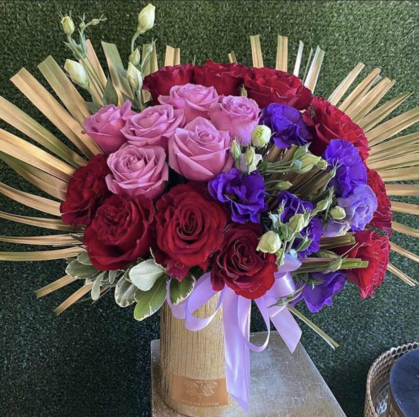 The Golden Times - Silver Lake Florist - This beautiful arrangement is designed to deliver happiness to a loved ones day. Filled with beautiful flowers and customized to perfection, this arrangement is a showstopper! If you want to turn heads then this is the arrangement for you!
