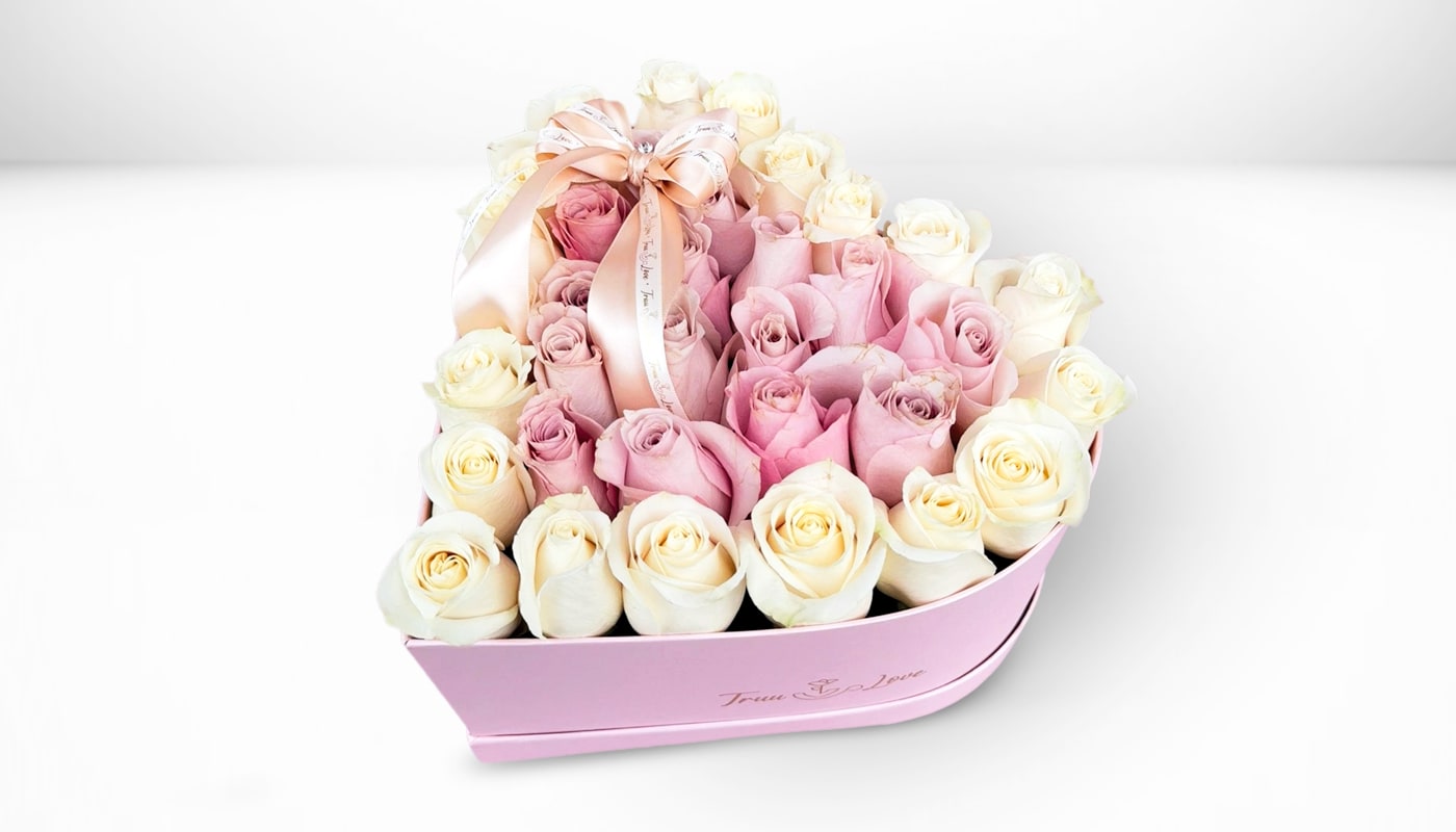  Sweet Heart  box White &amp; Light Pink  - 35 Roses 
