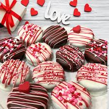 Chocolate-Dipped Oreos® – Valentine’s Day Treat - Indulge your Valentine with our Chocolate-Dipped Oreos®, a decadent addition to any romantic gift. Each Oreo® cookie is generously coated in rich milk and dark chocolate, creating the perfect balance of crunch and creamy sweetness. Finished with elegant detailing, these gourmet treats are ideal for Valentine’s Day gifting, romantic surprises, or pairing with a floral arrangement for an extra touch of indulgence.  Whether you’re celebrating a sweetheart, a best friend, or simply treating yourself, these chocolate-covered Oreos® are a timeless favorite that never fails to delight.  Perfect for:  Valentine’s Day gifts  Romantic add-ons to flower arrangements  Sweet treats for chocolate lovers  Why they’re loved:  Premium milk &amp; dark chocolate coating  Classic Oreo® cookie center  Hand-finished for a gourmet presentation